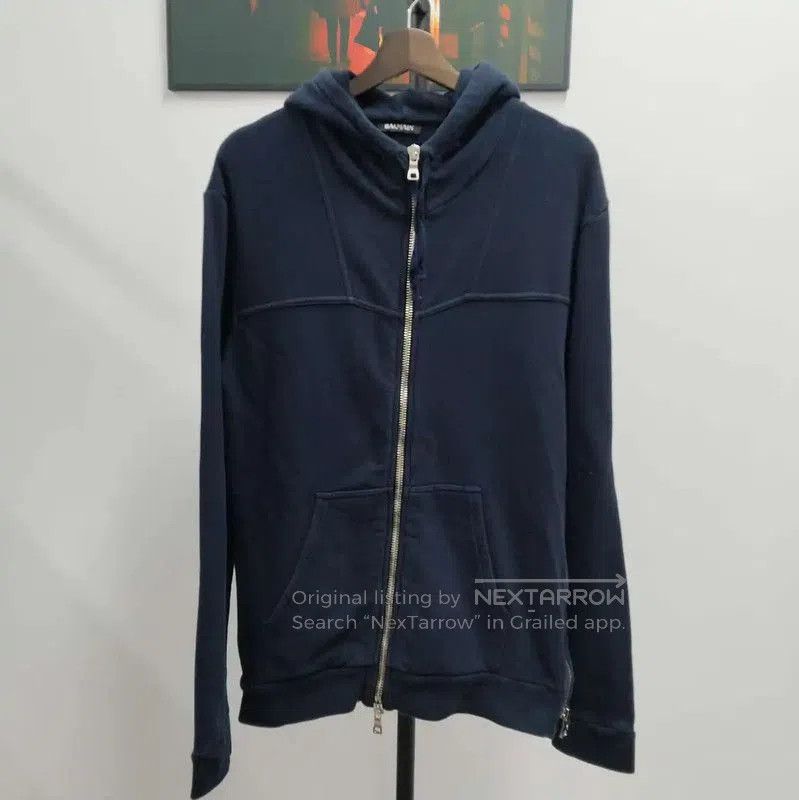 Balmain Balmain Women's Long Sleeve Navy Hoodie . Size M / US 6-8 / IT 42-44 - 1 Thumbnail