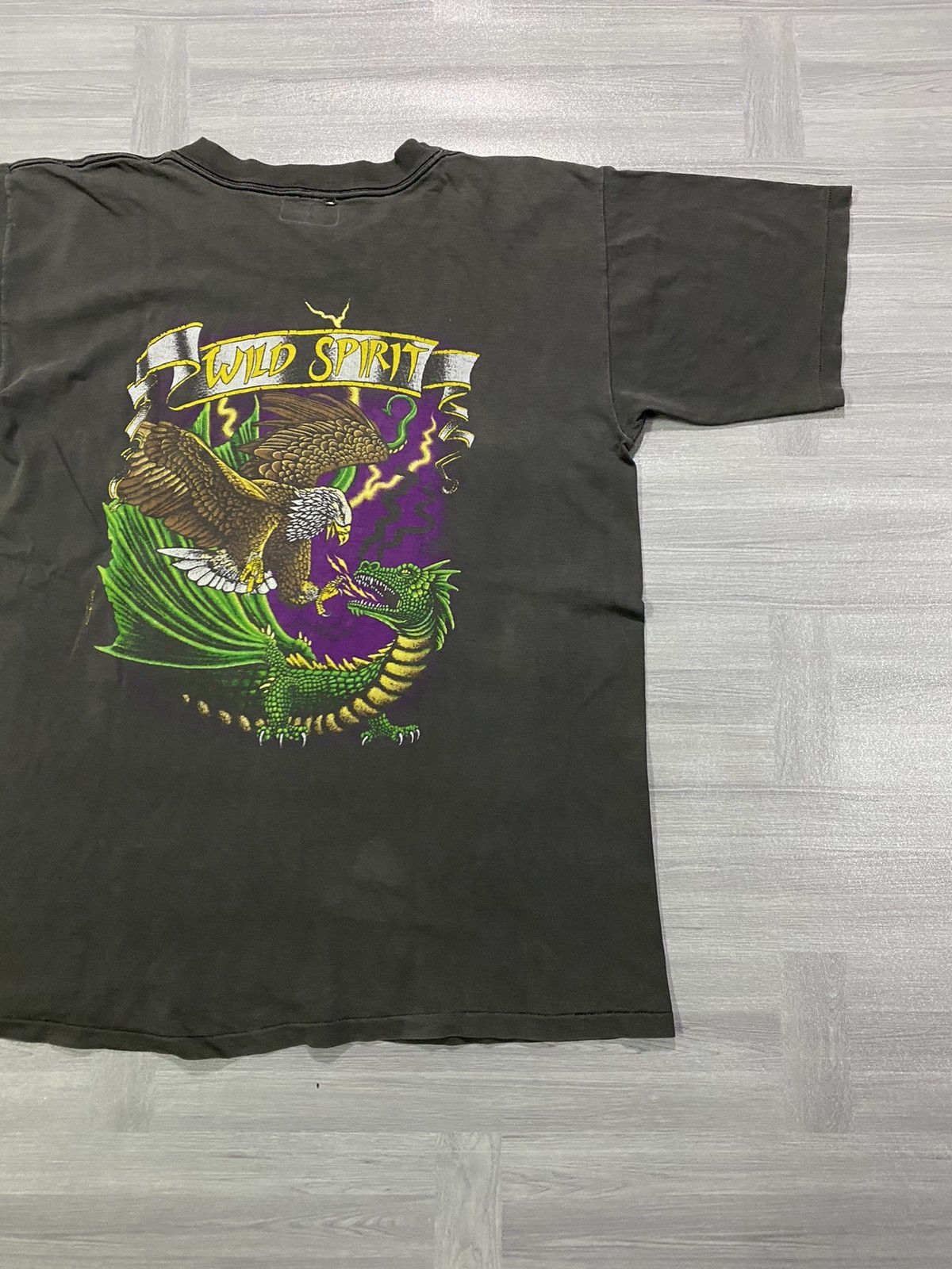 Vintage Vintage Wild Spirit Eagle Dragon Minnesota Graphic T Shirt Size US L / EU 52-54 / 3 - 4 Thumbnail