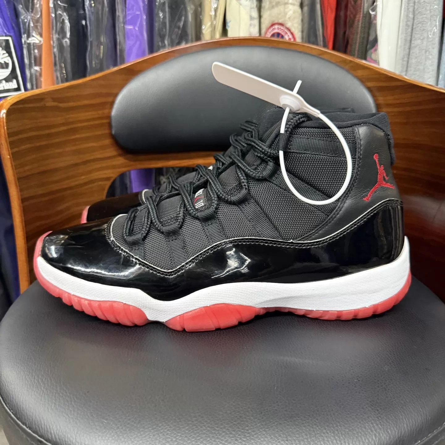 Nike Air Jordan 11 Bred 2019 Size 46 Excellent Condition Size US 13 / EU 46 - 6 Thumbnail