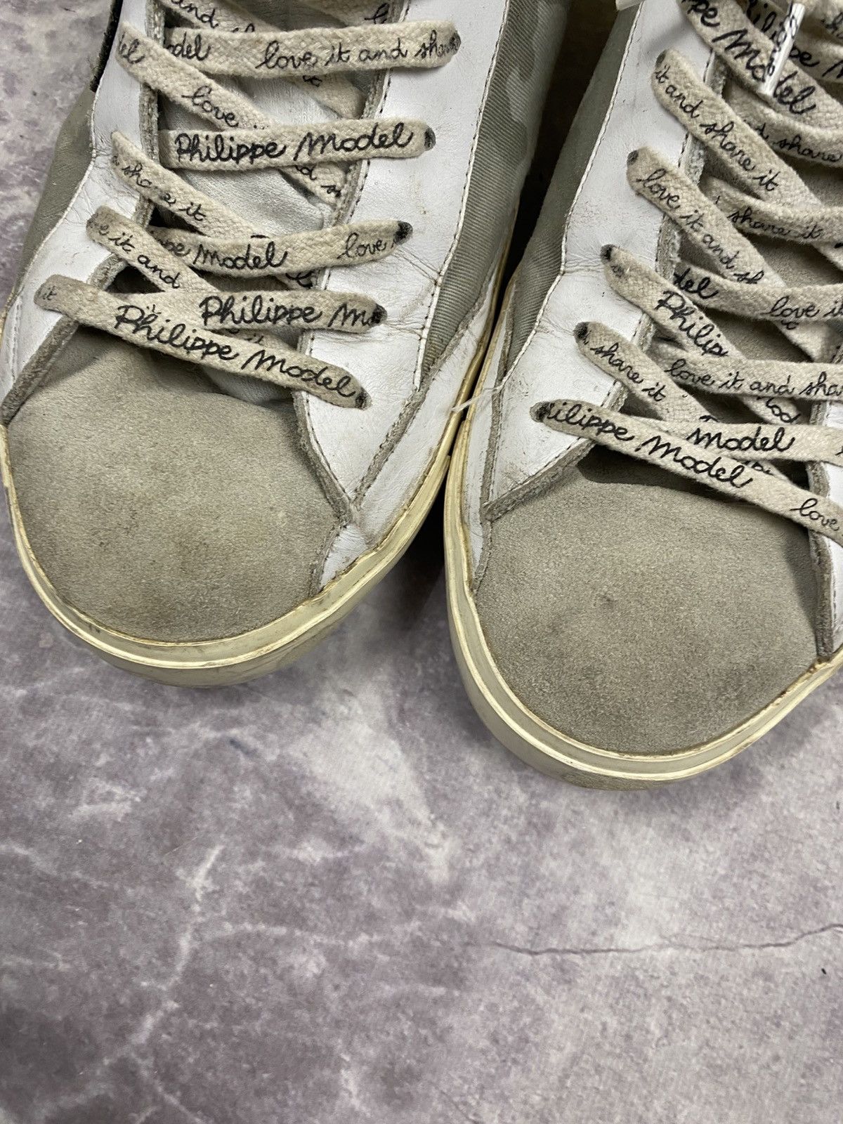 Philippe Model Philippe Model Camo/Acid Trashed Low Top Sneakers Size: 44 Size US 11 / EU 44 - 7 Thumbnail
