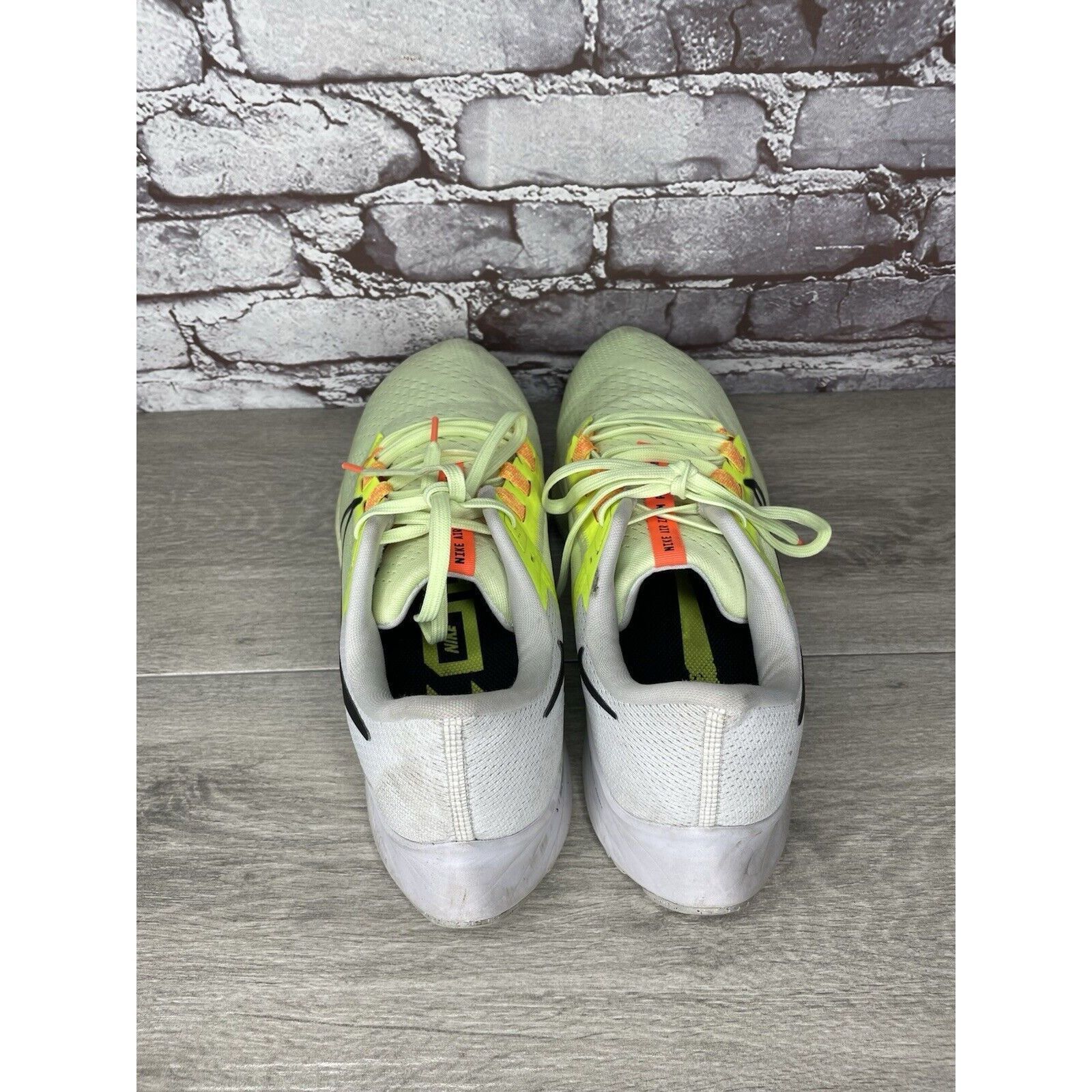 Nike Nike Air Zoom Pegasus 38 Barely Volt Running Shoes Men 11.5M Size US 11.5 / EU 44-45 - 6 Thumbnail