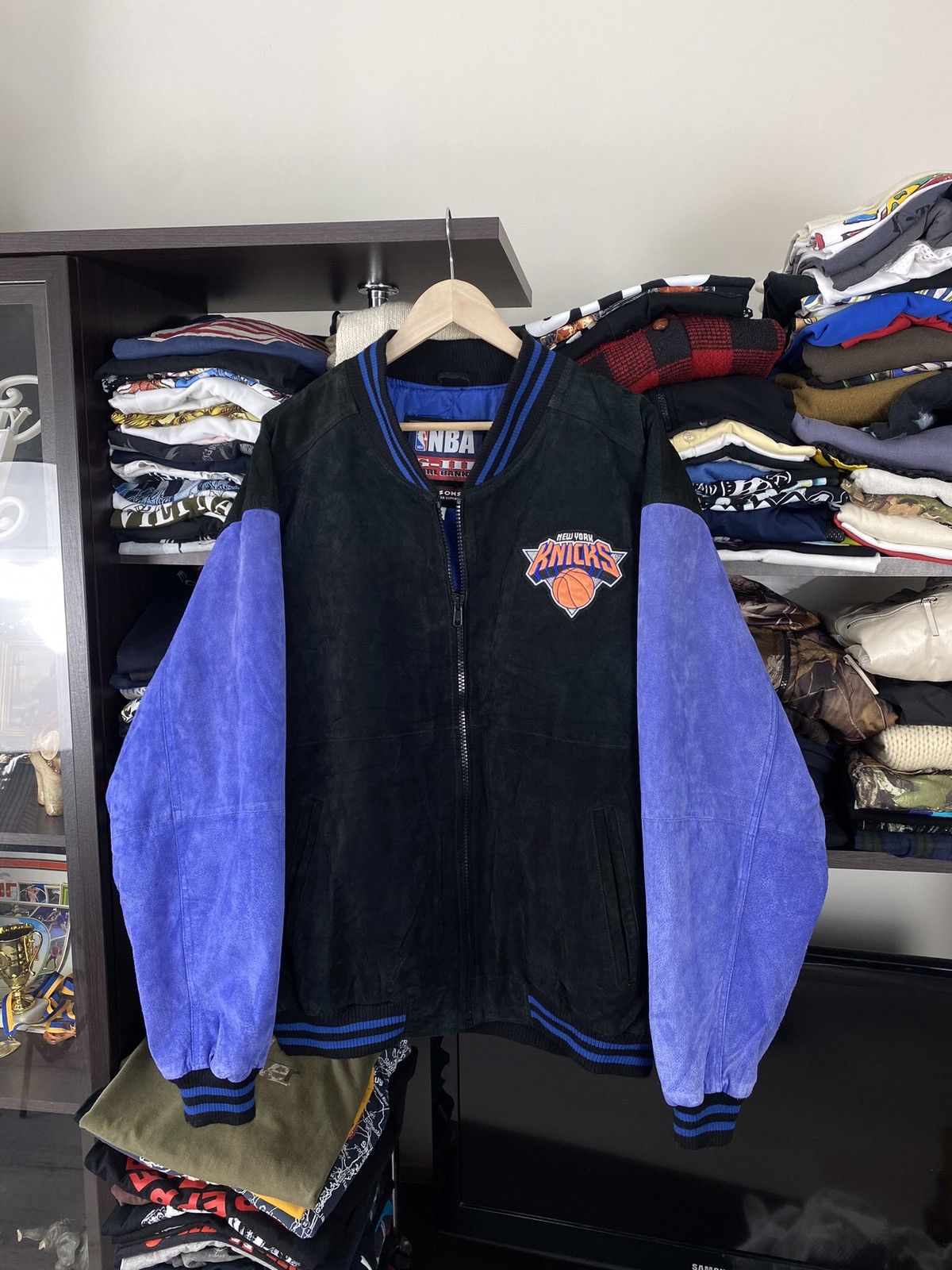 Vintage 90’s on sale New York Knicks Leather Jacket Kids Size XL