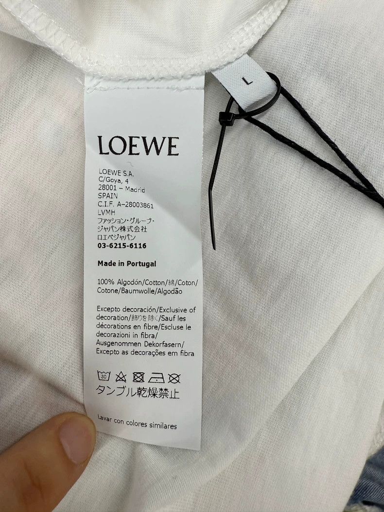 Loewe LOEWE Wide size pure cotton white T-shirt Size L / US 10 / IT 46 - 4 Thumbnail