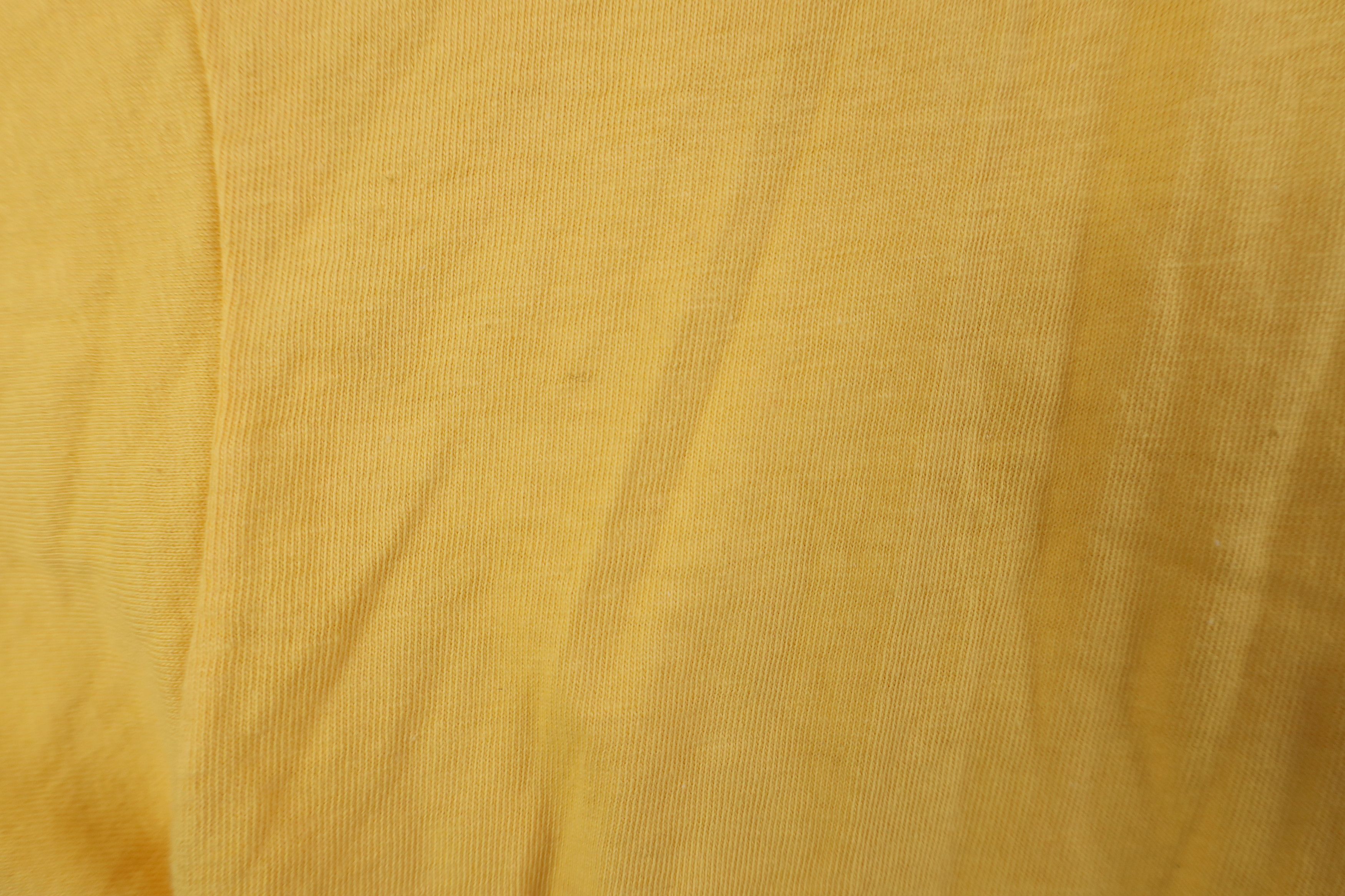 Vintage Vintage 90s Streetwear Baggy Pocket T-Shirt Yellow Cotton Size US XL / EU 56 / 4 - 6 Thumbnail