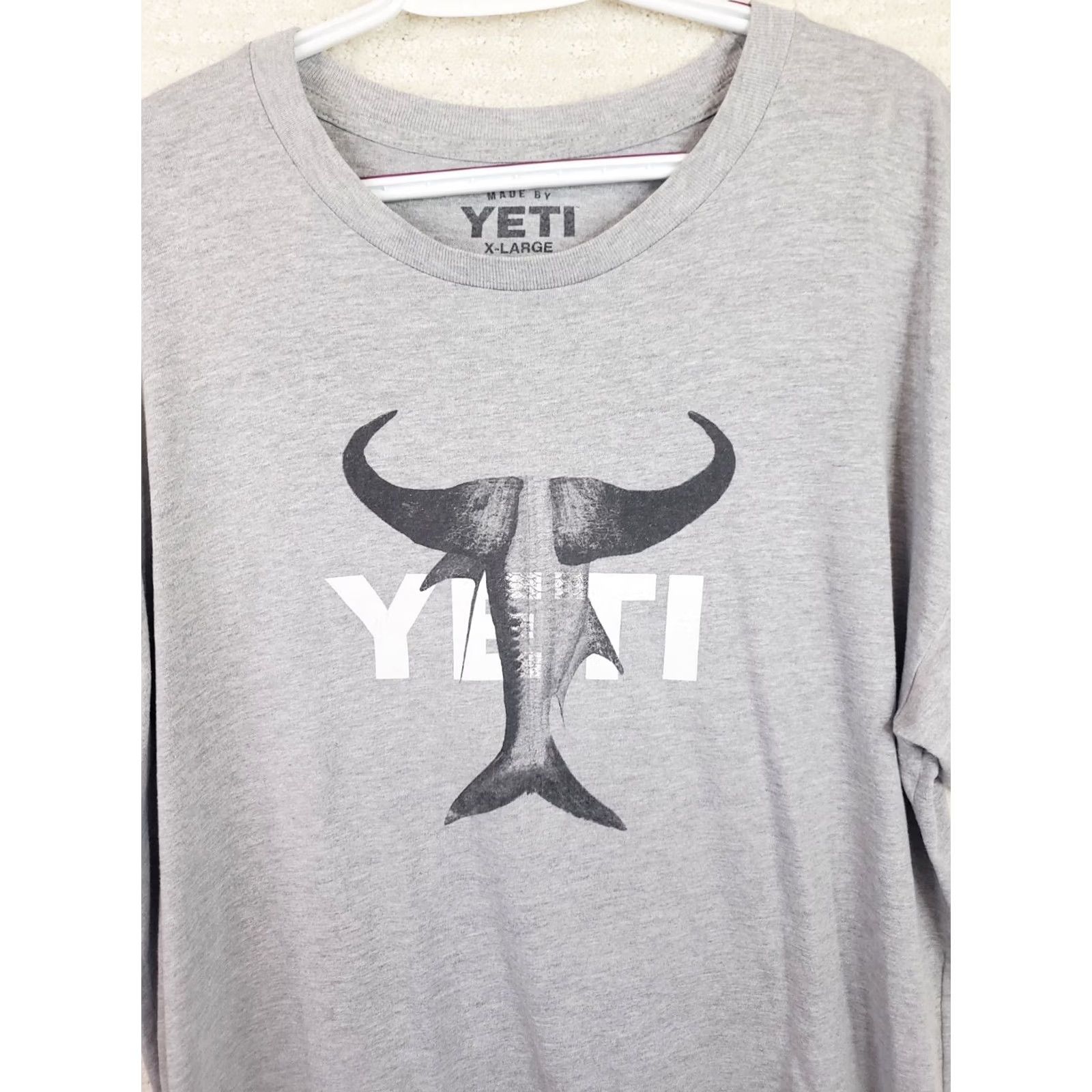 Yeti Yeti Mens 2XL Graphic Gray T-shirt Tee Buffalo Horns Fish Tail Logo Outdoor Size US XXL / EU 58 / 5 - 2 Thumbnail