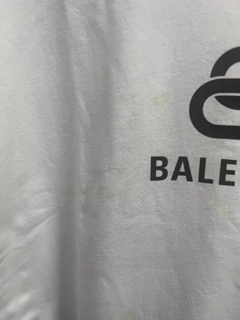 Balenciaga Balenciaga White Buckle Short Sleeve Size US M / EU 48-50 / 2 - 6 Thumbnail