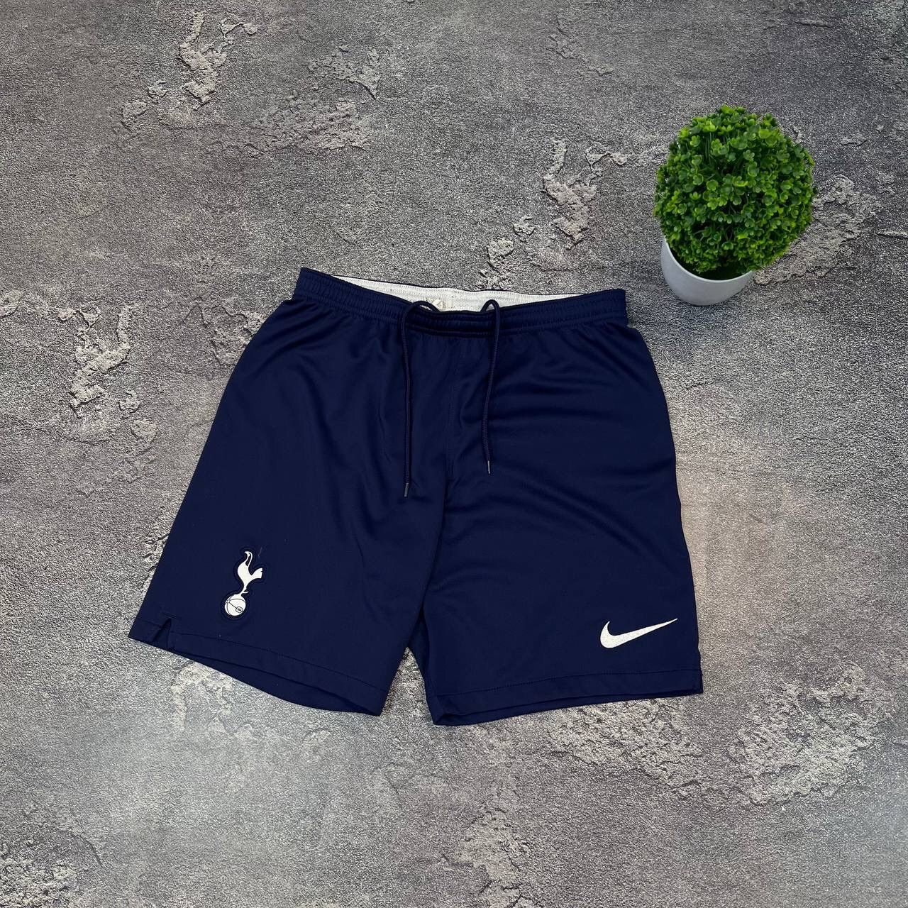 Nike Nike Tottenhem Hotspurs Home 2019/2020 Blue Shorts Size S Size US 31 - 6 Thumbnail