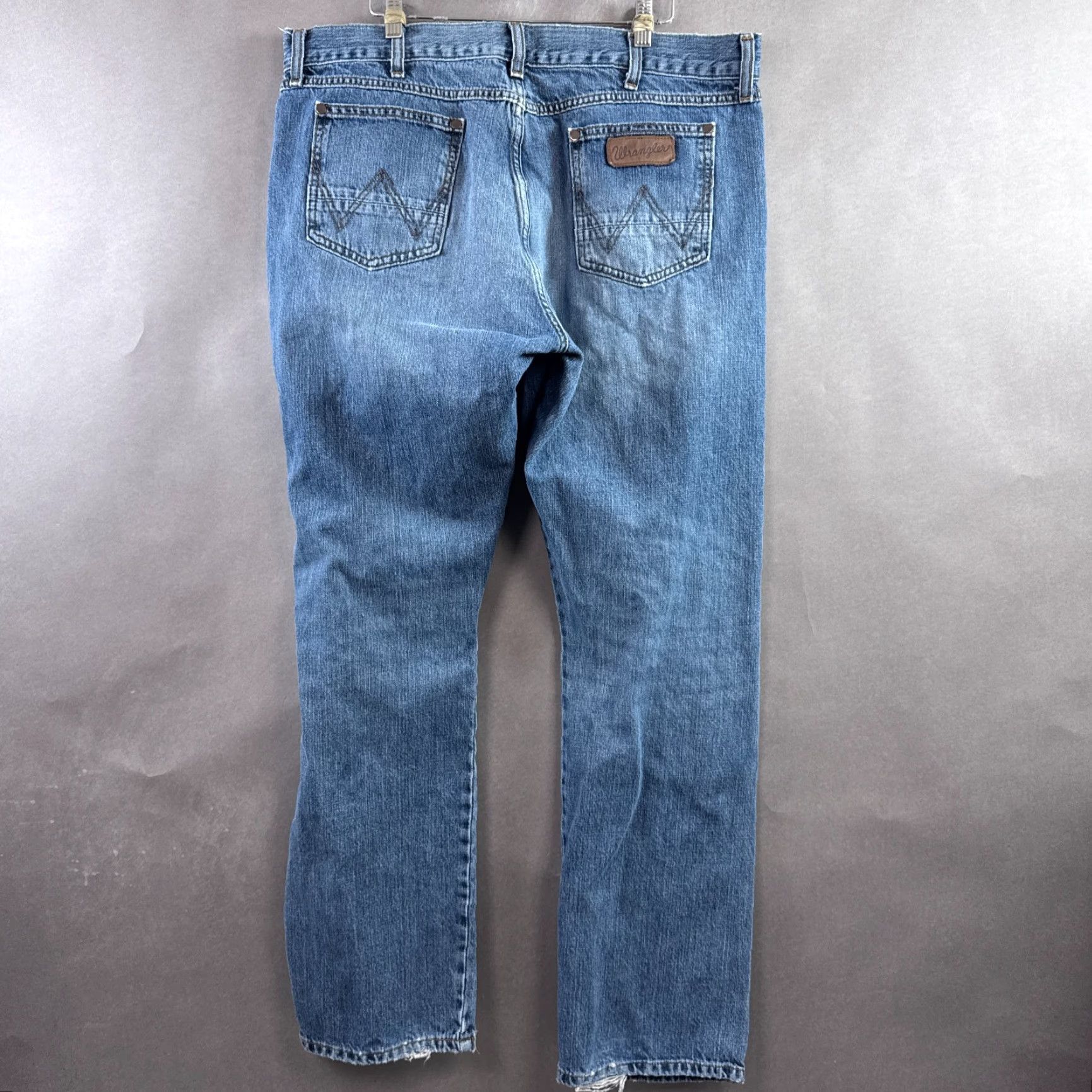 Wrangler Wrangler Jeans Men 38x32 Blue Retro Straight Western Distressed Pant (Tag38x34) Size US 38 / EU 54 - 3 Thumbnail
