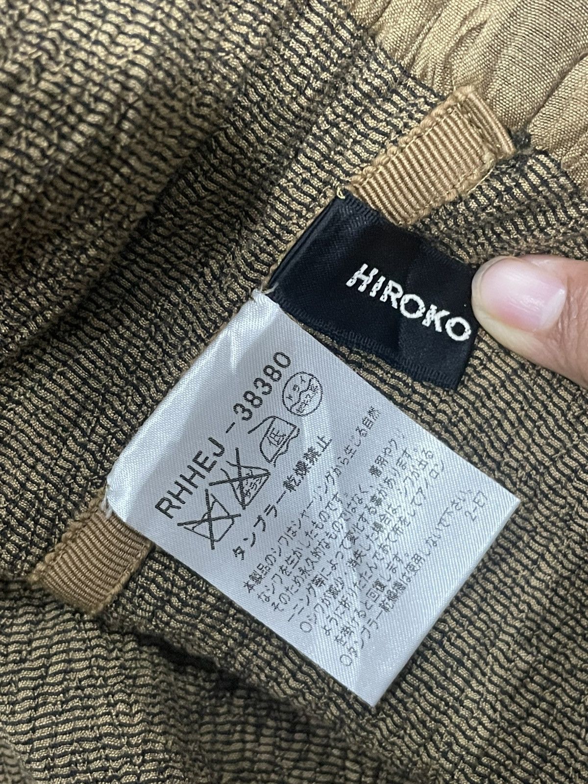 Hiroko Koshino Homme Hiroko Koshino Pleated skirt Size 26" / US 2 / IT 38 - 4 Thumbnail