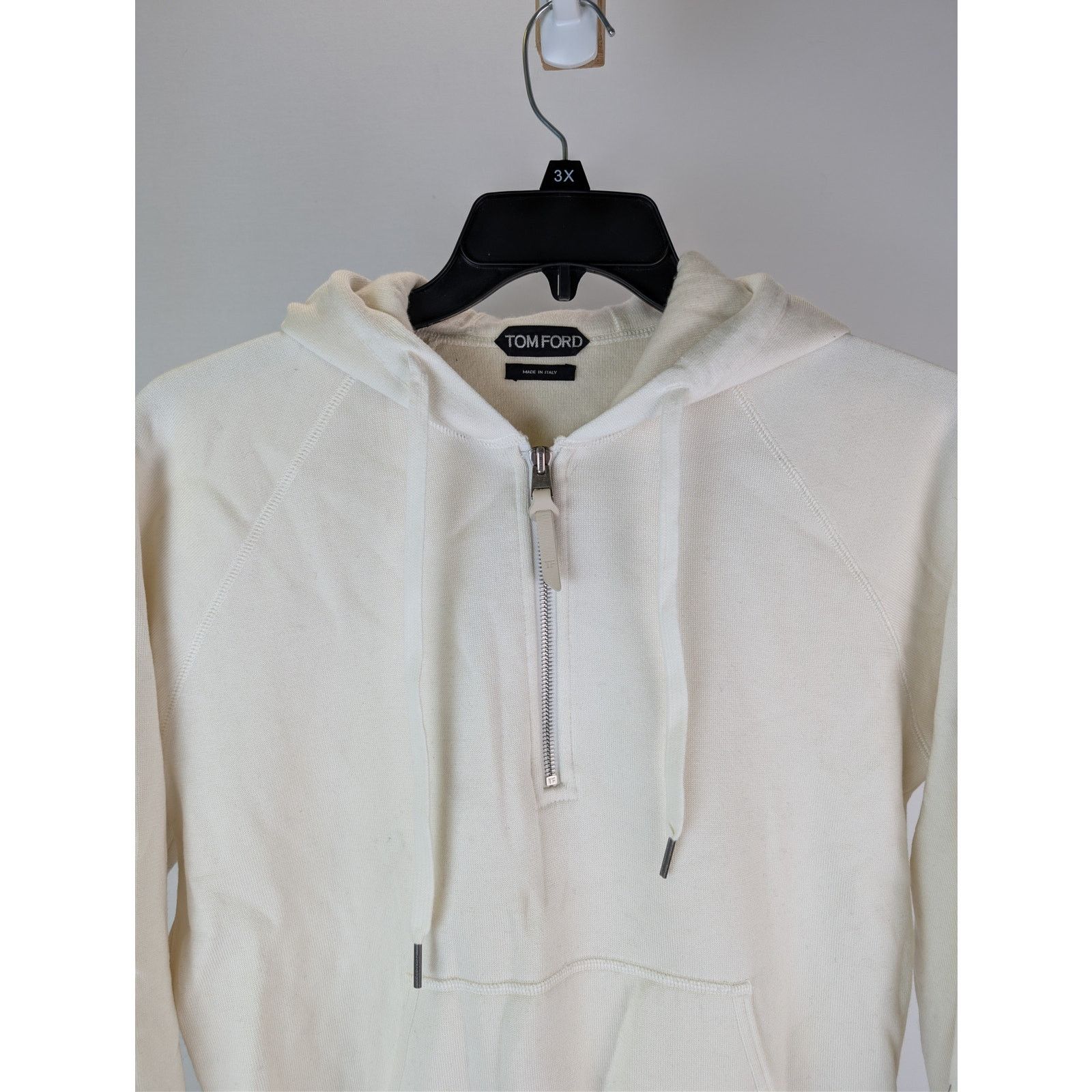 Tom Ford o1rshd1 CC20 quarter-zip hoodie in a light beige Size US M / EU 48-50 / 2 - 7 Thumbnail