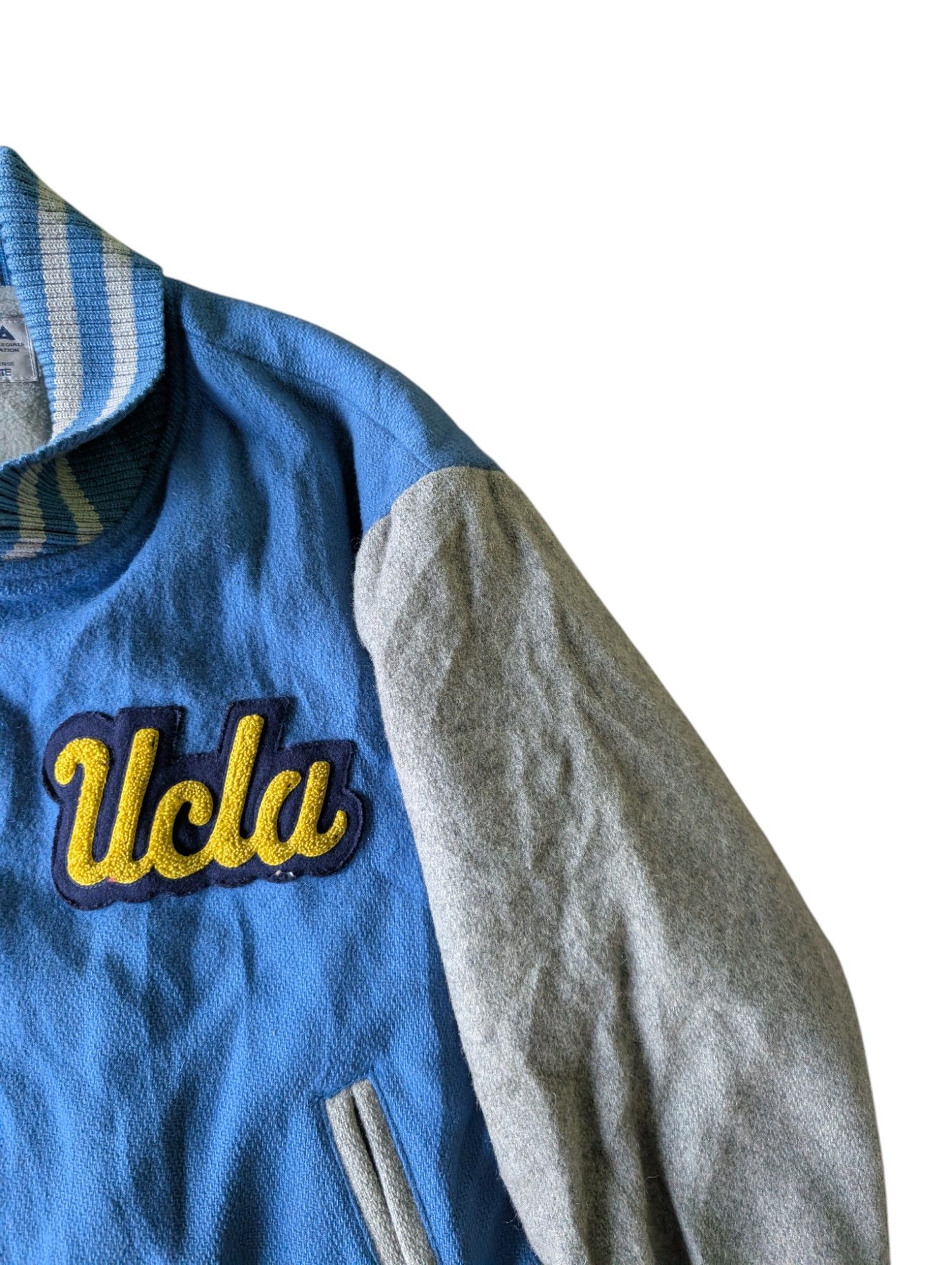 Vintage Vintage UCLA BRUINS NCAA Varsity Wool Jacket Size US M / EU 48-50 / 2 - 6 Thumbnail
