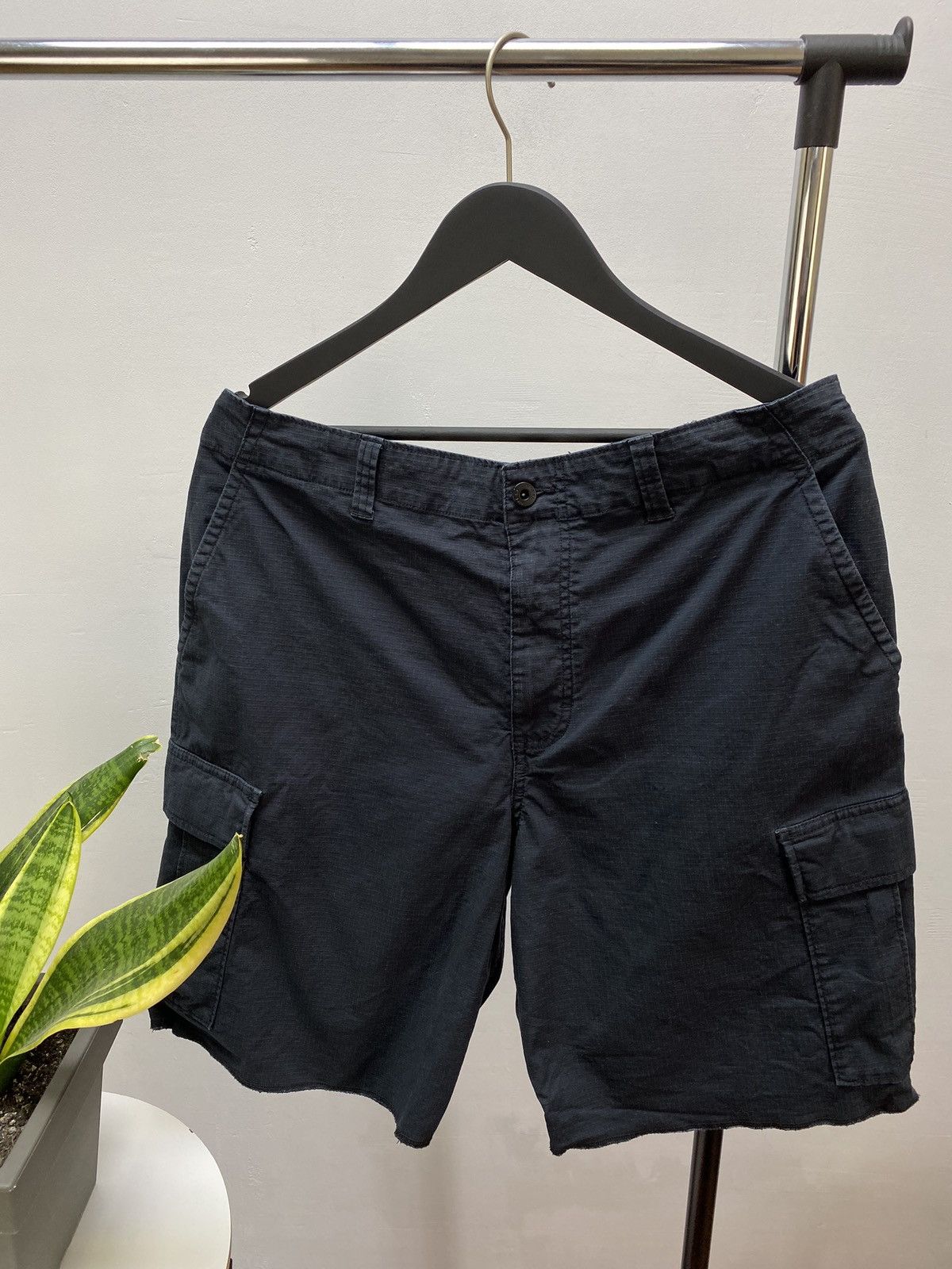 Nike Nike SB Skateboarding Cargo Black Shorts Men’s 36 Size Hype Size US 36 / EU 52 - 5 Thumbnail
