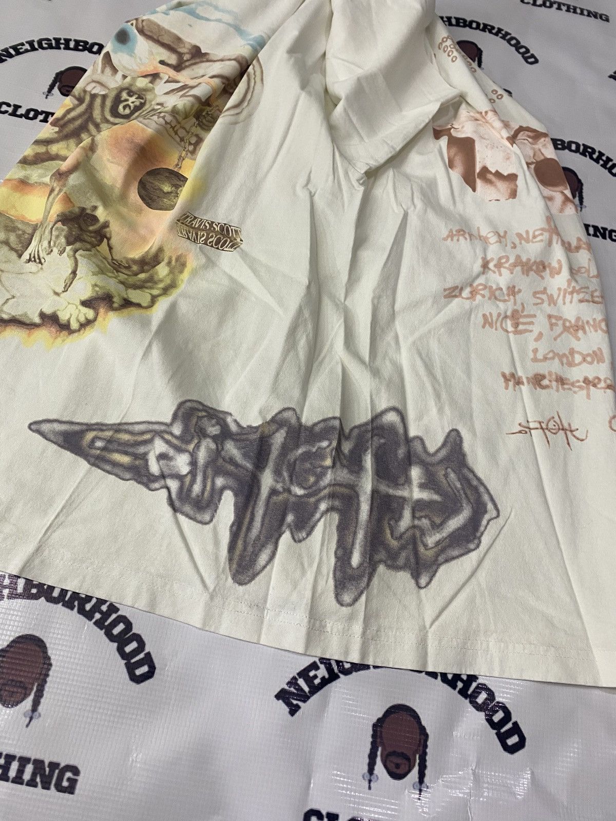 Travis Scott TRAVIS SCOTT UTOPIA EUROPE TOUR TEE. Size US XL / EU 56 / 4 - 4 Thumbnail