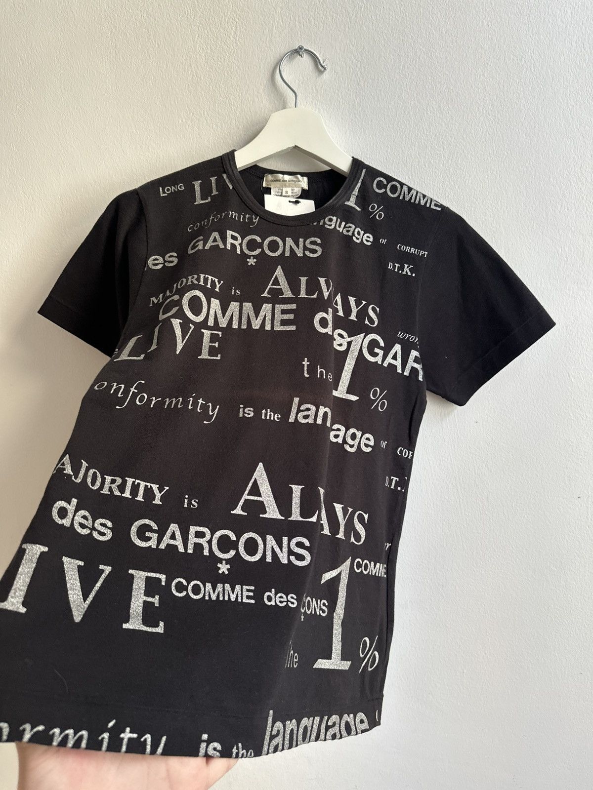 Comme des Garcons COMME des Garçons vintage Lettering Print Archive T-Shirt Size US S / EU 44-46 / 1 - 3 Thumbnail