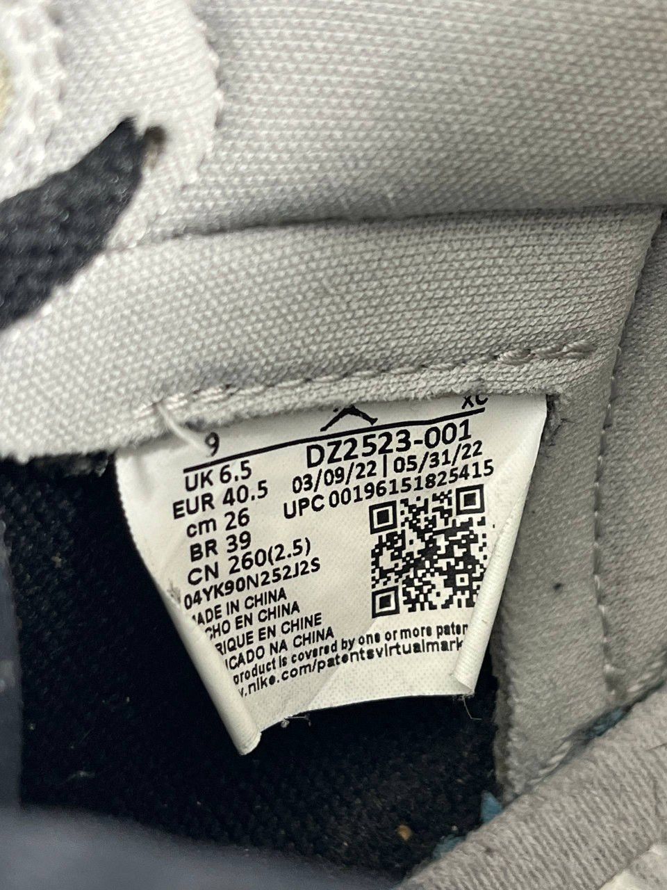 Nike Nike Air Jordan 1 Mid SE DZ2523-001 Leather Size 40.5 Size US 6.5 / EU 39-40 - 4 Thumbnail