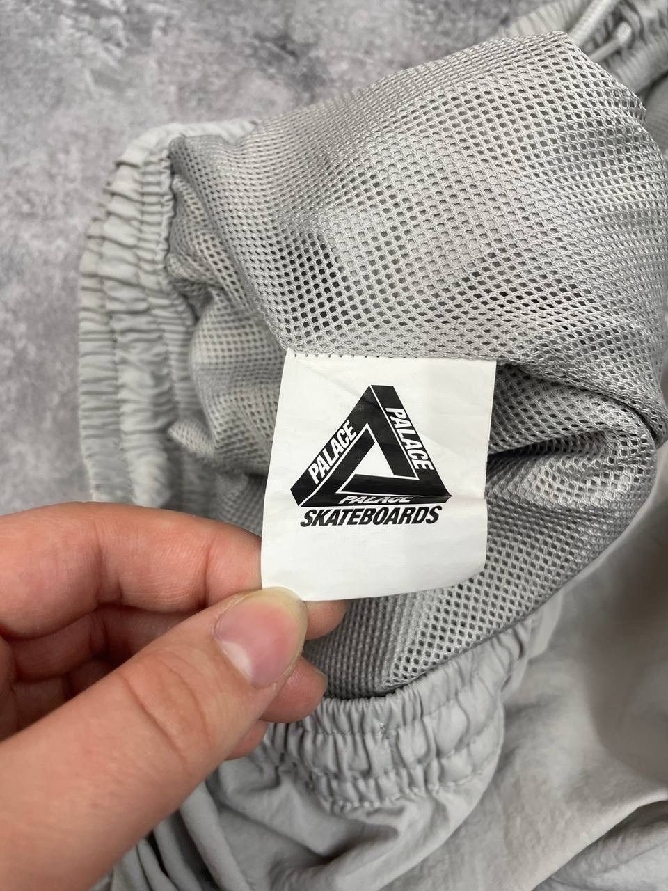 Palace Palace Men Nylon Track Pants Grey Streetwear Joggers Size US 35 - 5 Thumbnail