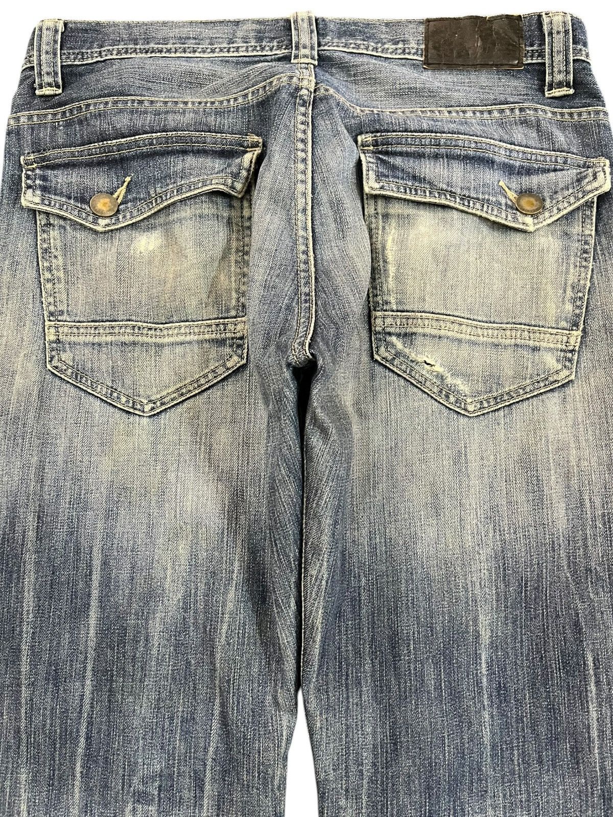 Jun Takahashi Vintage Uniqlo Jeans For Mens Mudwash Distressed Denim Size US 32 / EU 48 - 6 Thumbnail