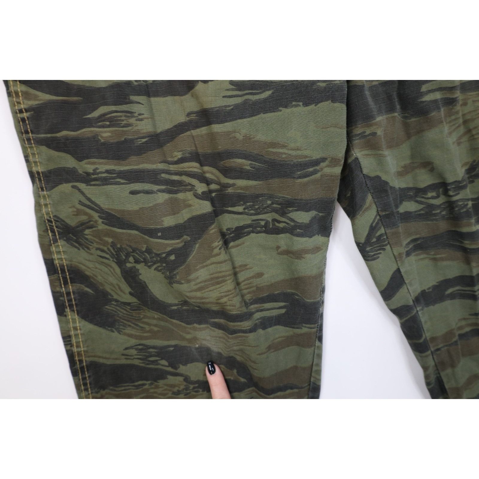 Vintage Vinateg 70s 2 Piece Ripstop Tiger Stripe Camouflage Suit Size US XL / EU 56 / 4 - 14 Thumbnail