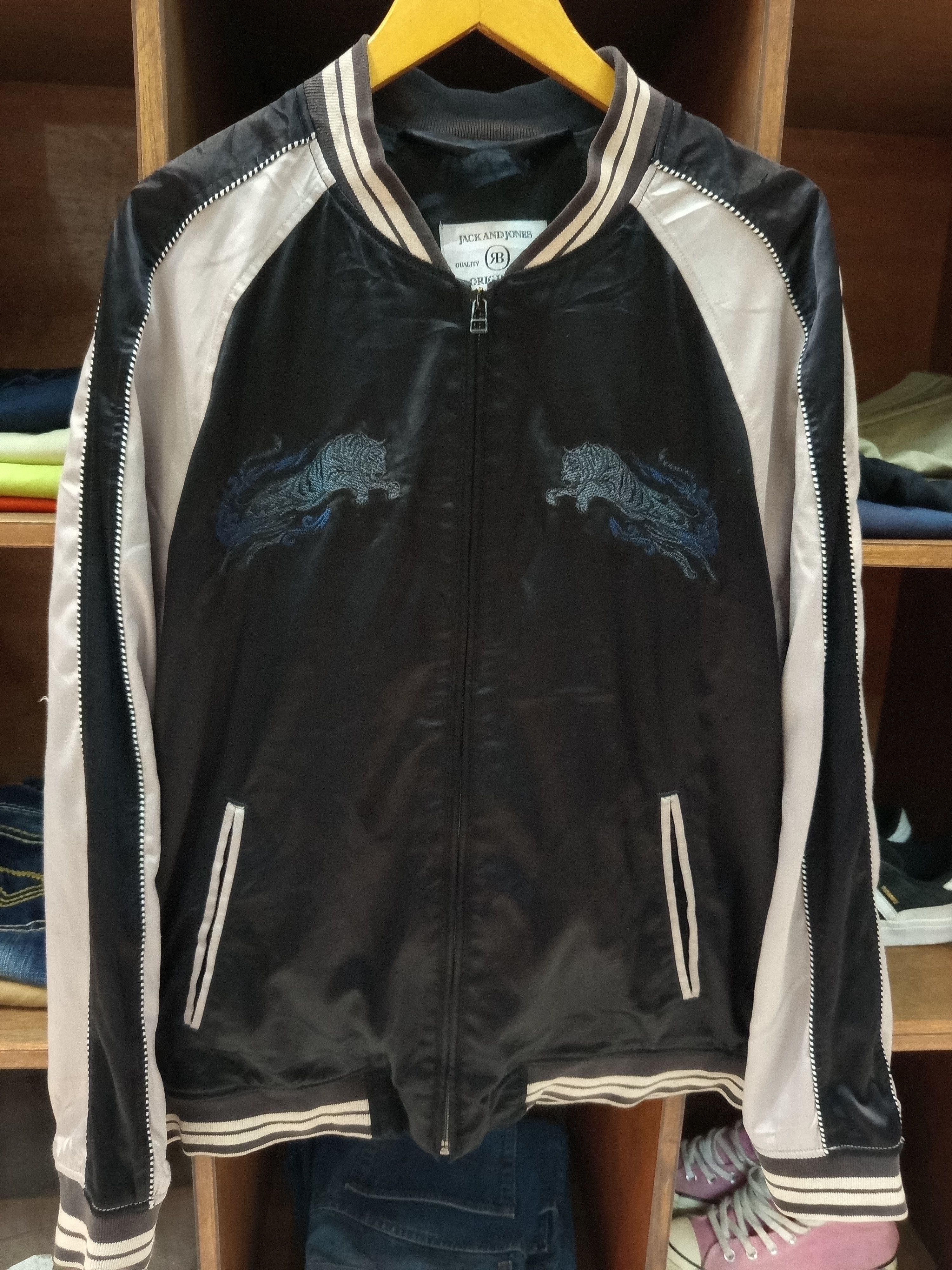 Jack & Jones Jack and Jones Souvenir Tiger Bomber Jacket Size US XL / EU 56 / 4 - 6 Thumbnail