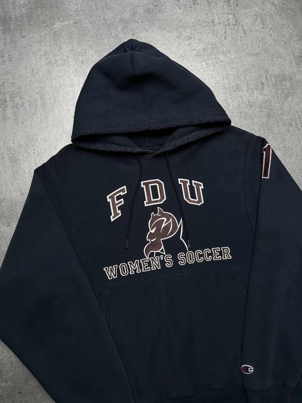 Champion × Vintage Champion University Reverse Weave Women’s Soccer FDU Hoodie Size US S / EU 44-46 / 1 - 3 Thumbnail