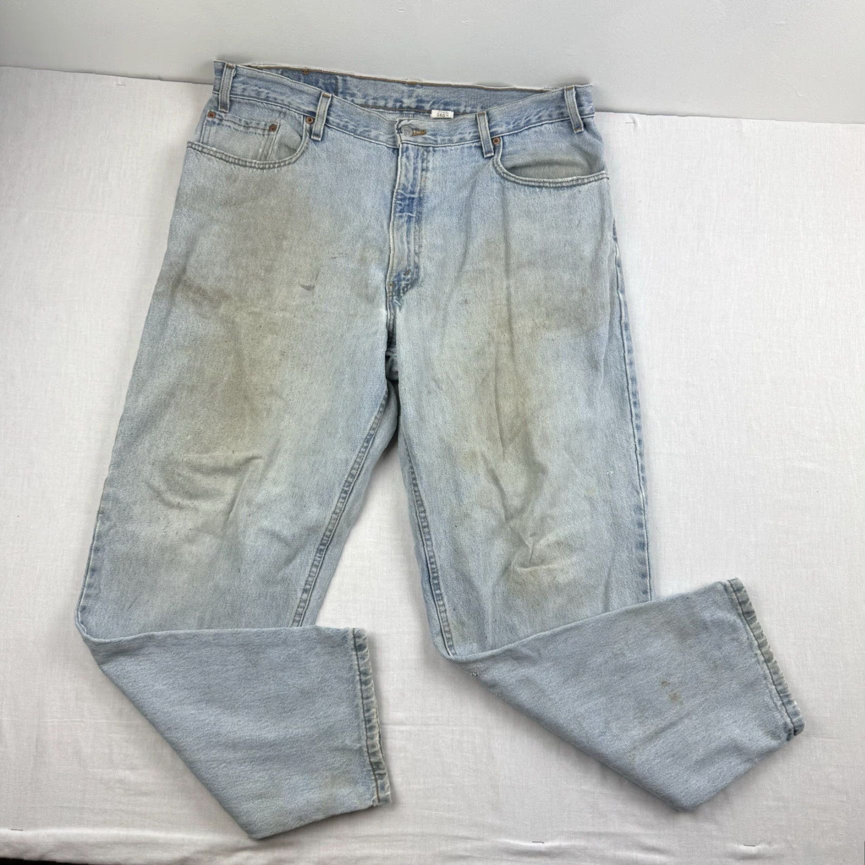 Levi's VINTAGE Levi's 560 Jeans Mens Regular 38x30 Blue Loose Fit Tapered Grunge 90s USA Stains Size US 38 / EU 54 - 2 Thumbnail