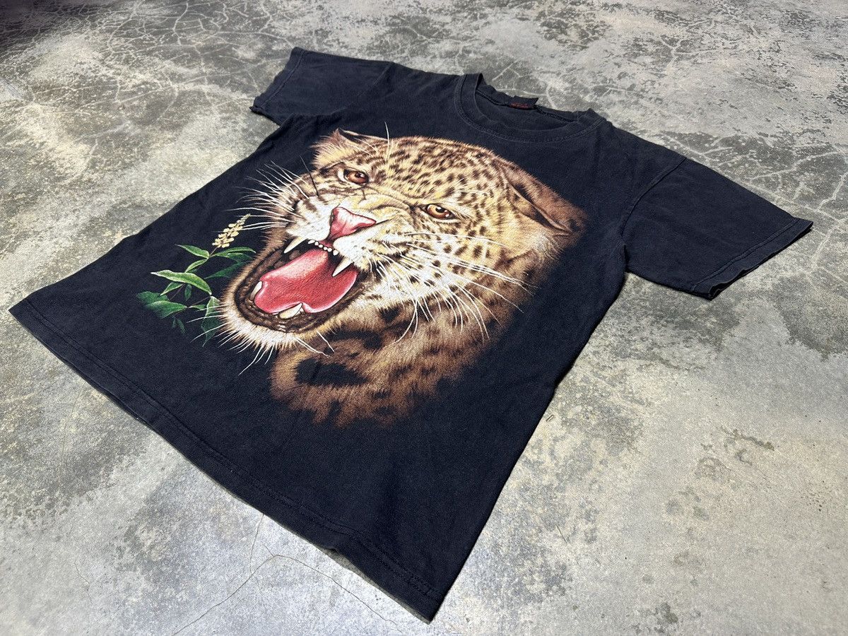 Japanese Brand × Vintage Sun Faded🔥 Y2k Leopard OVP SP Tshirt Size US M / EU 48-50 / 2 - 5 Thumbnail