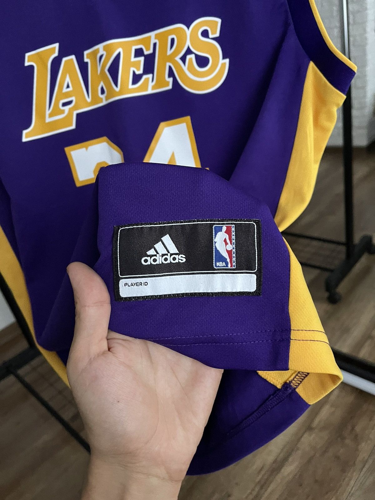 NBA Adidas Los Angeles Lakers LA Kobe Bryant Vintage NBA Jersey Size US M / EU 48-50 / 2 - 5 Thumbnail
