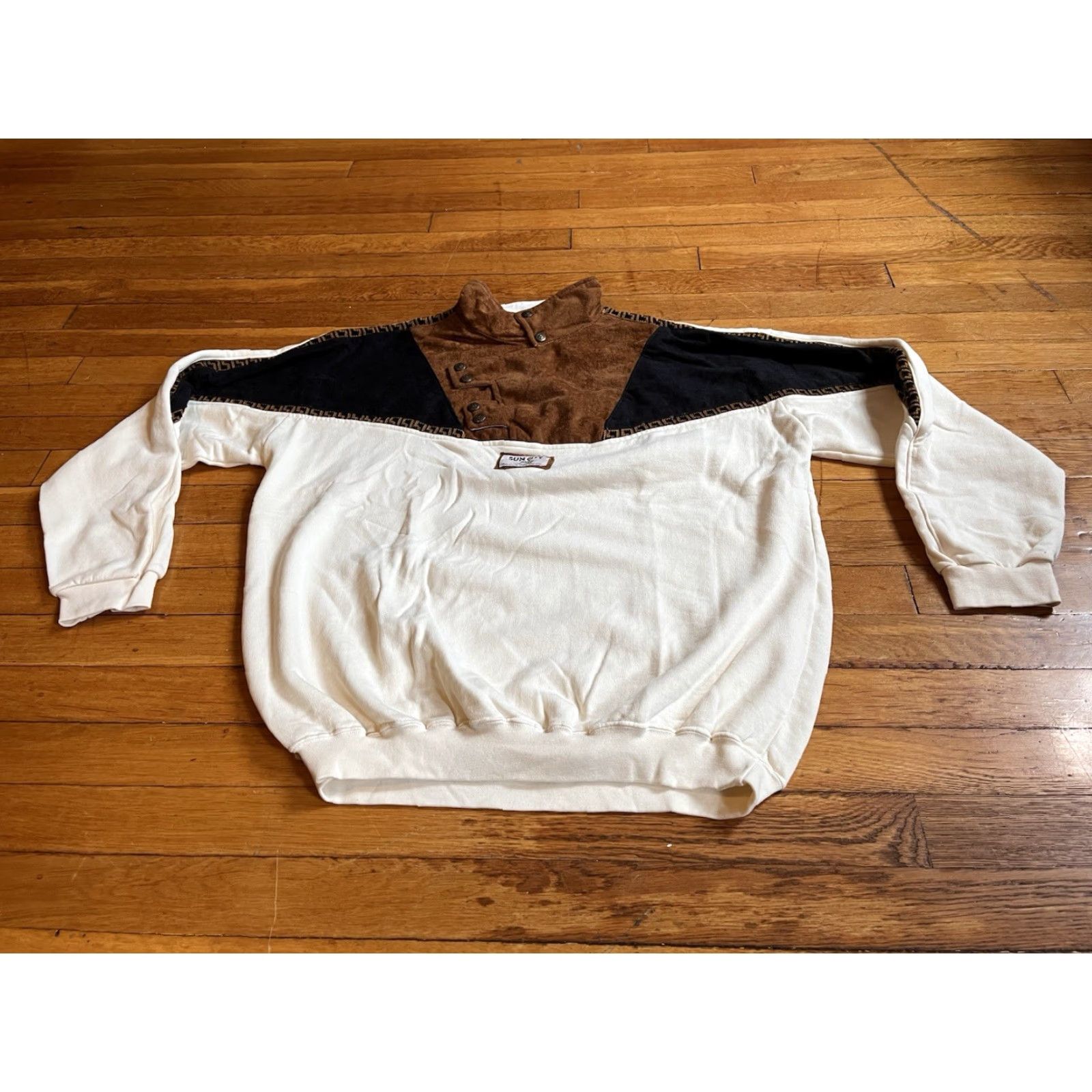 Vintage VINTAGE Sun City Paris Asymmetrical Button Sweater Men’s XL White Brown 90s Size US XL / EU 56 / 4 - 2 Thumbnail