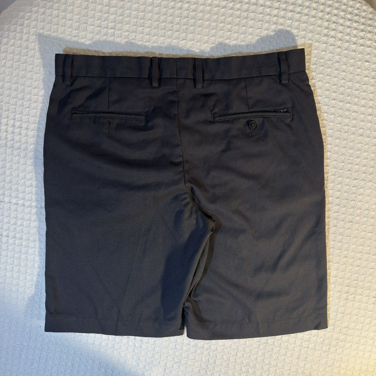 Greg Norman Greg Norman Tailored Black Dress Shorts Minimal Golf Luxe Size US 34 / EU 50 - 6 Thumbnail
