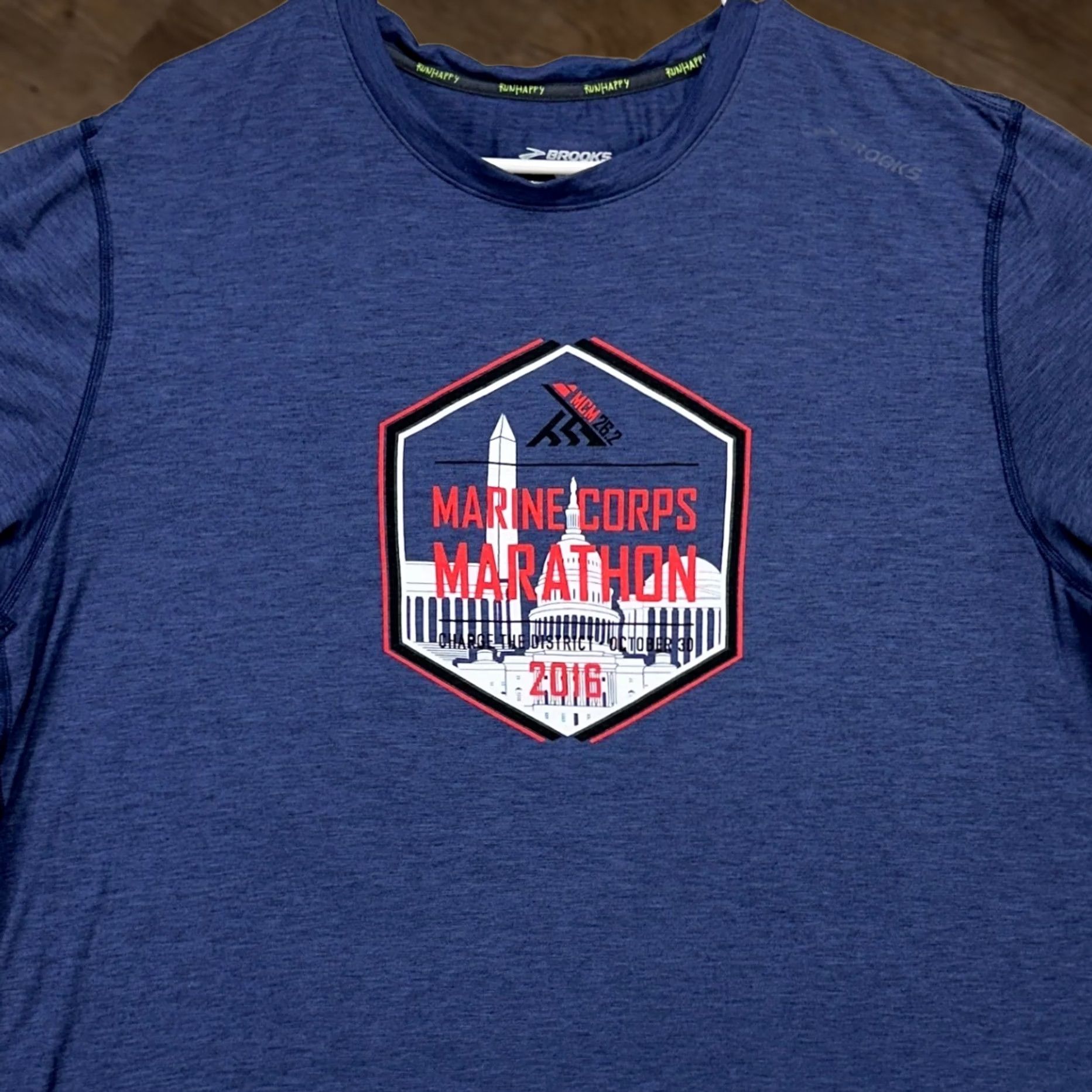 Brooks Brooks T-Shirt Mens 2XL Blue Short Sleeve Crewneck Marine Corps Marathon Graphic Print Breathable Navy/Blue Tee Mens Size US XXL / EU 58 / 5 - 1 Thumbnail