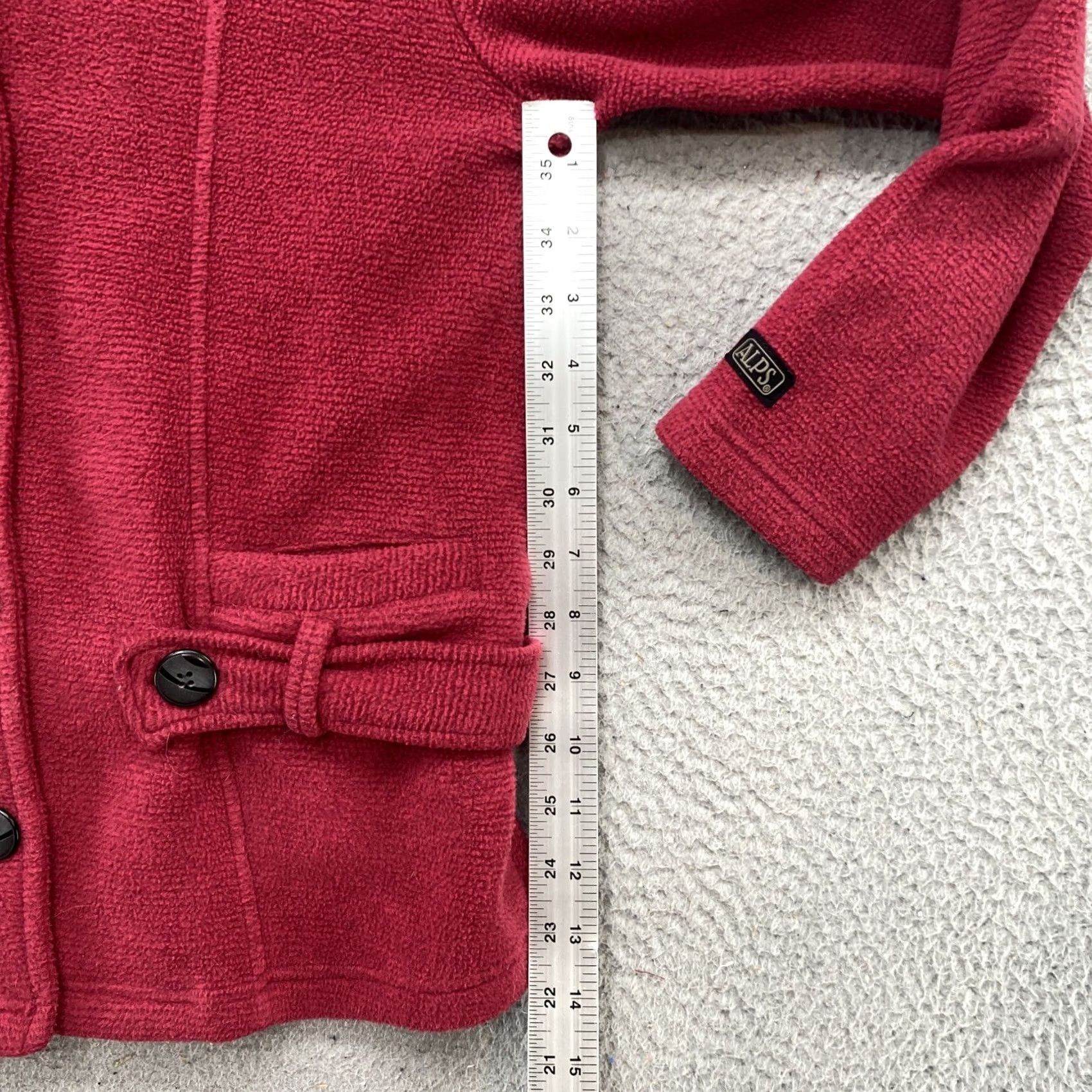 Vintage VINTAGE Alps Jacket Women’s Red Fleece Button Up Size S Fall Winter 90s Outdoor Casual Pockets Collared Size S / US 4 / IT 40 - 6 Thumbnail