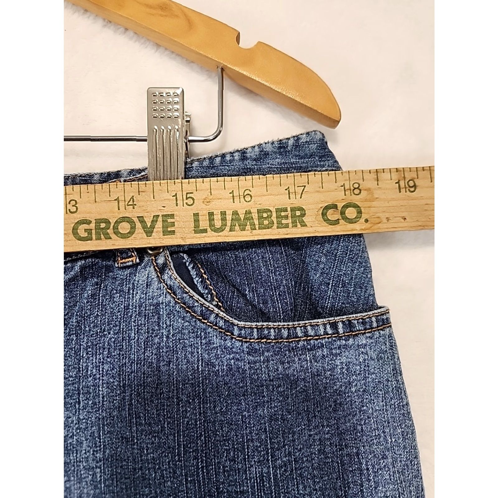 Vintage VINTAGE Ruby Rd. Womens Jeans Capri Cropped Embroidered 16P Medium Wash Blue 5-Pocket Zip Regular Petite Womens Size 32" / US 10 / IT 46 - 4 Thumbnail