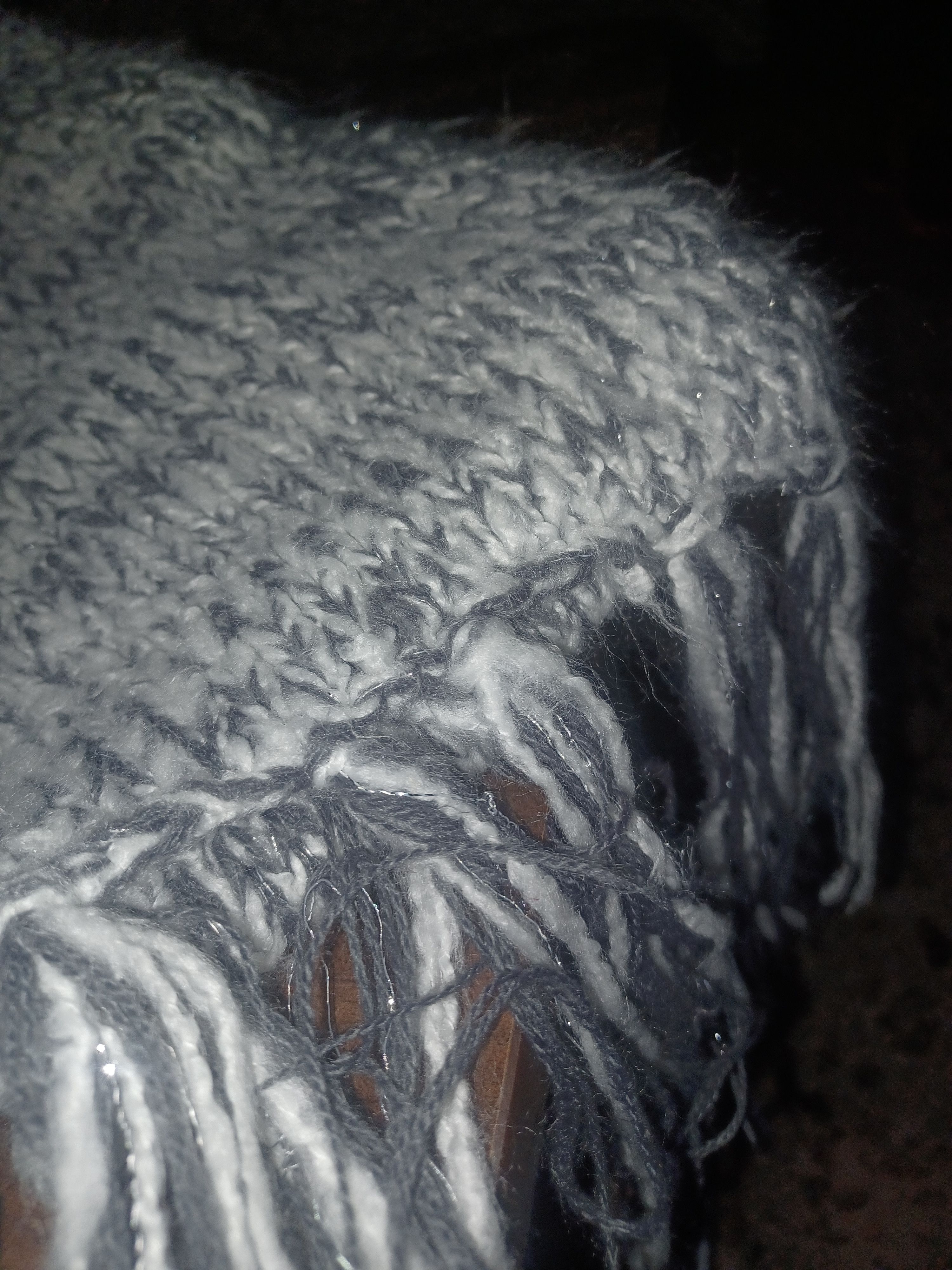 Kirra Kirra Winter Scarf About 9" x 72" Gray & White Size ONE SIZE - 3 Thumbnail