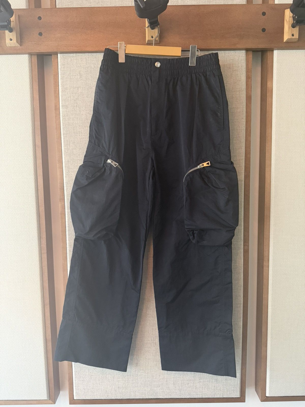 Bottega Veneta Bottega Veneta - Nylon cargo pants Size US 32 / EU 48 - 1 Thumbnail