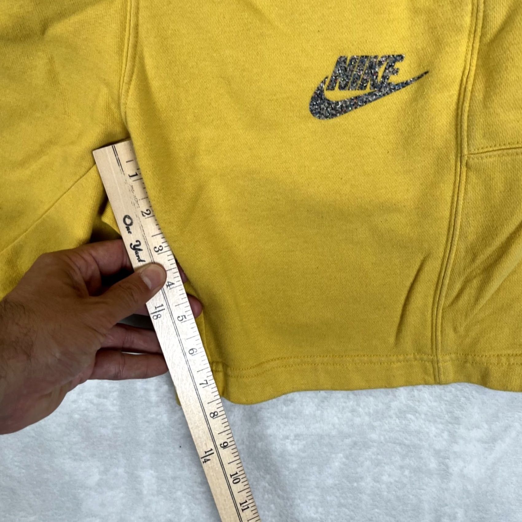 Nike Nike Mens Athletic Shorts Small Yellow Swoosh Fleece Gym Running Y2K Size US 29 - 5 Thumbnail
