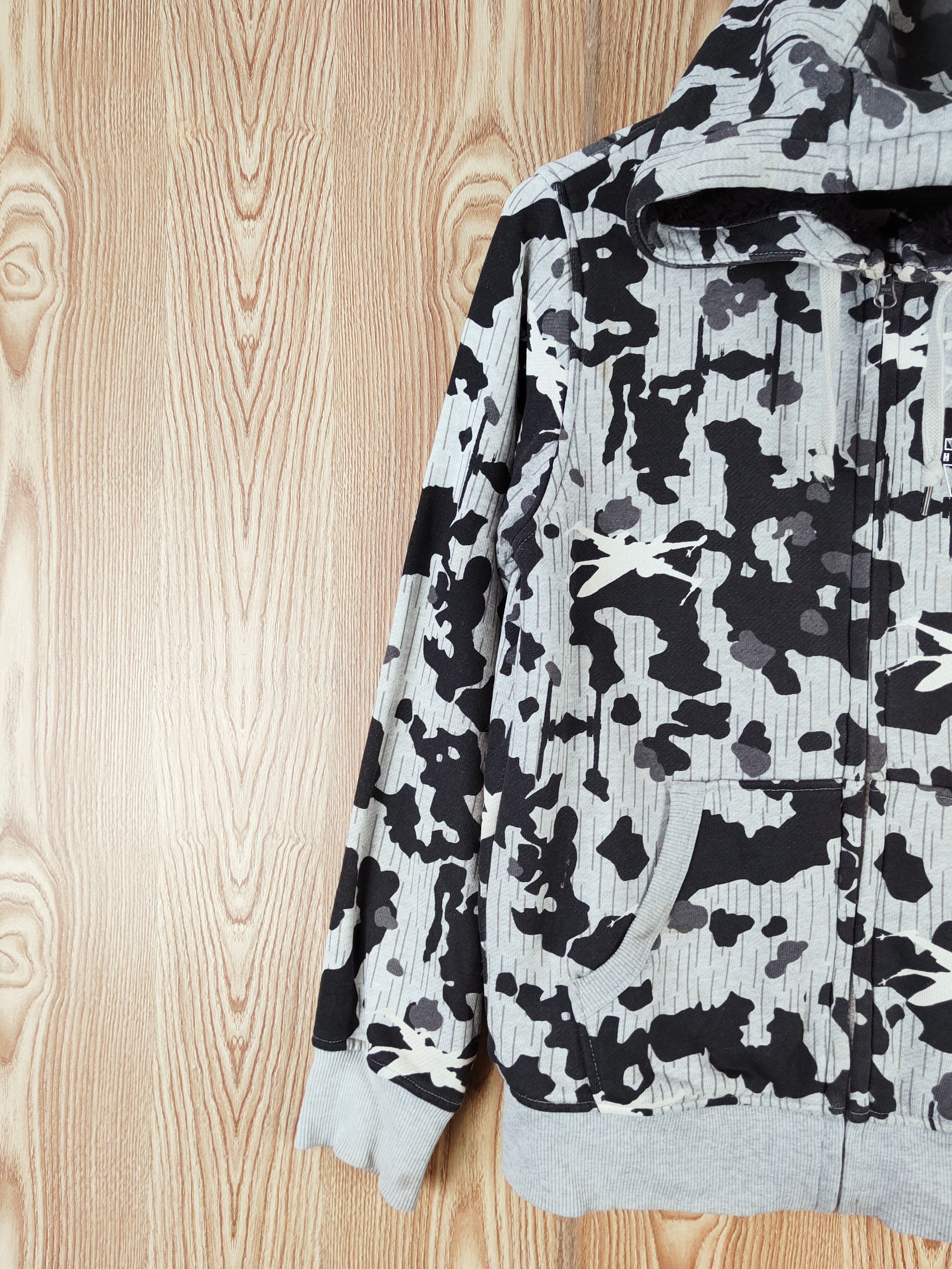 Star Wars Uniqlo-Star Wars fleece camo Hoodie Sweaters #W574 Size US M / EU 48-50 / 2 - 4 Thumbnail