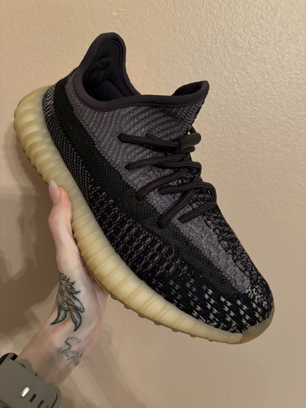 Adidas × Yeezy Yeezy Boost 350 V2 ‘Carbon’ Size US 6 / EU 39 - 2 Thumbnail
