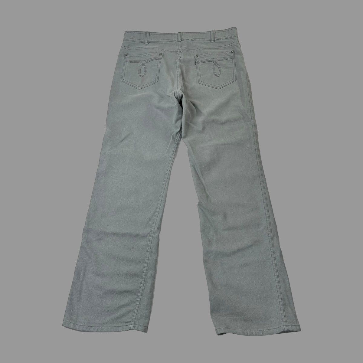 Levi's × Vintage Vintage flared Levi’s pants Size US 34 / EU 50 - 2 Thumbnail