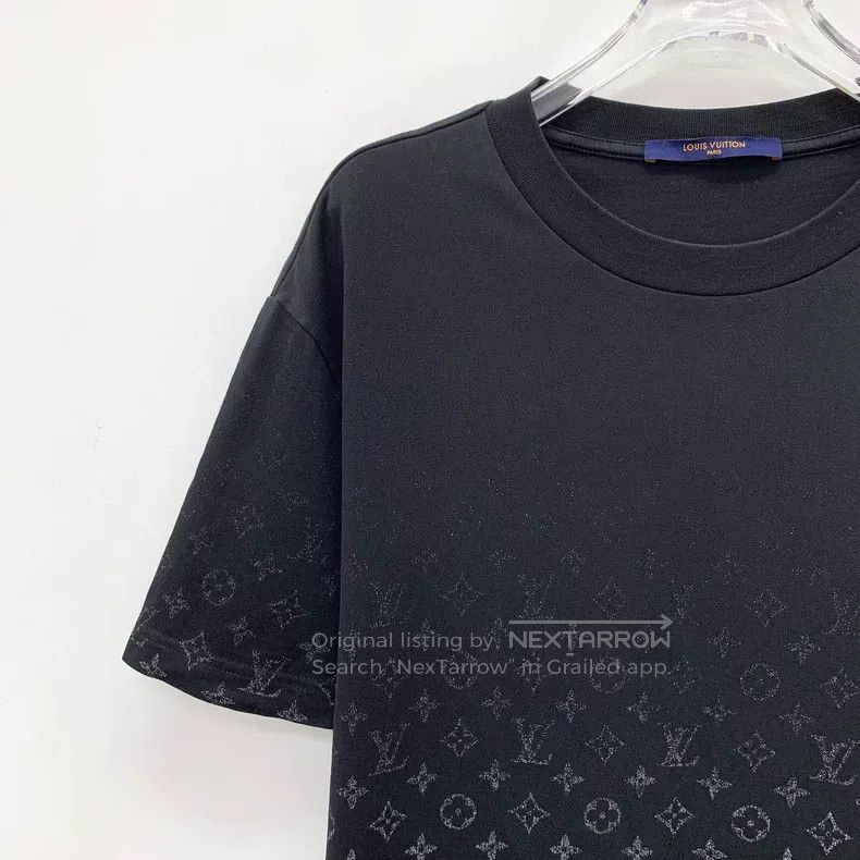 Louis Vuitton Louis Vuitton 22 black logo print gradient full print cott Size US M / EU 48-50 / 2 - 3 Thumbnail