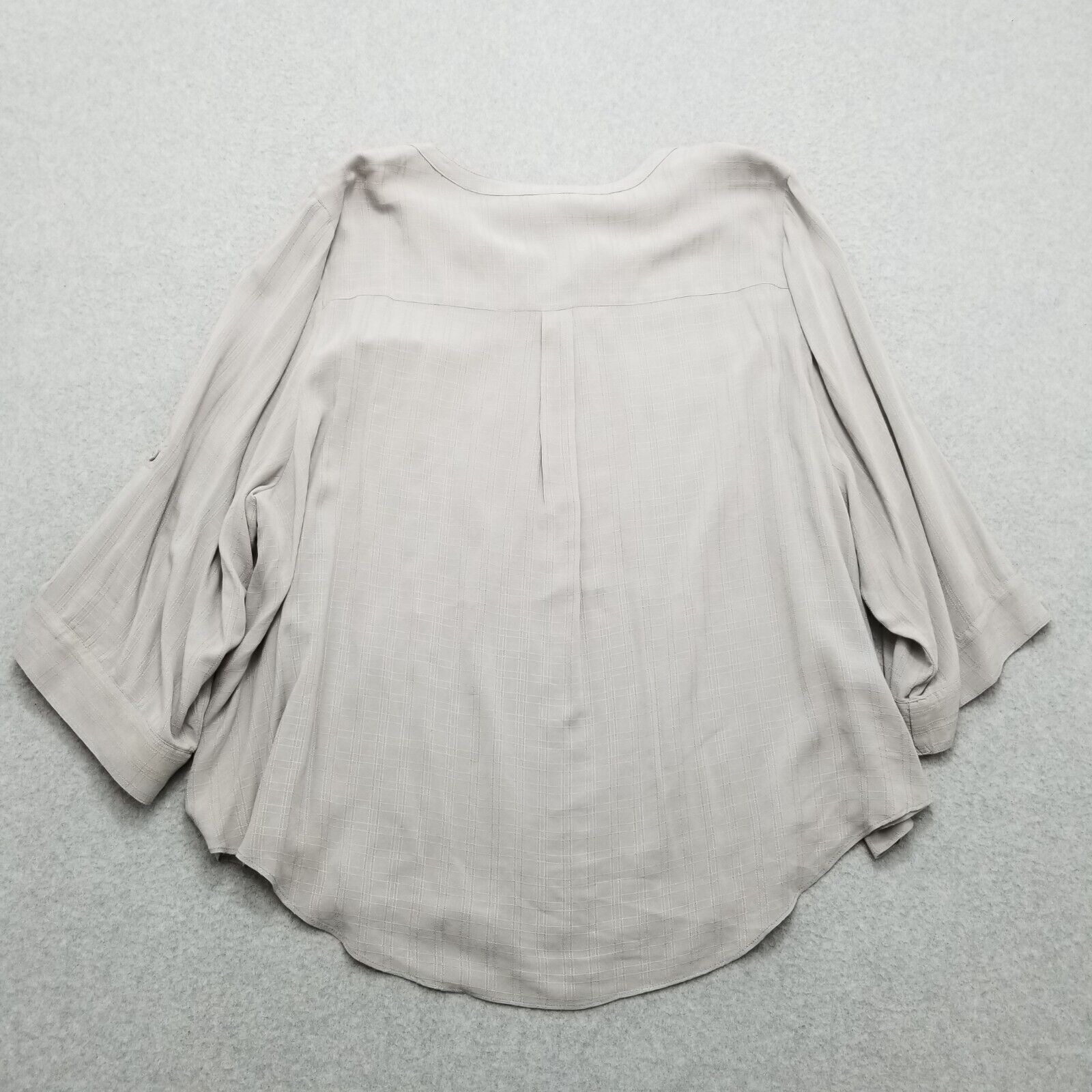 Torrid Torrid Shirt Top Womens 4 Pockets Lace Up Neck Lightweight Size S / US 4 / IT 40 - 8 Thumbnail