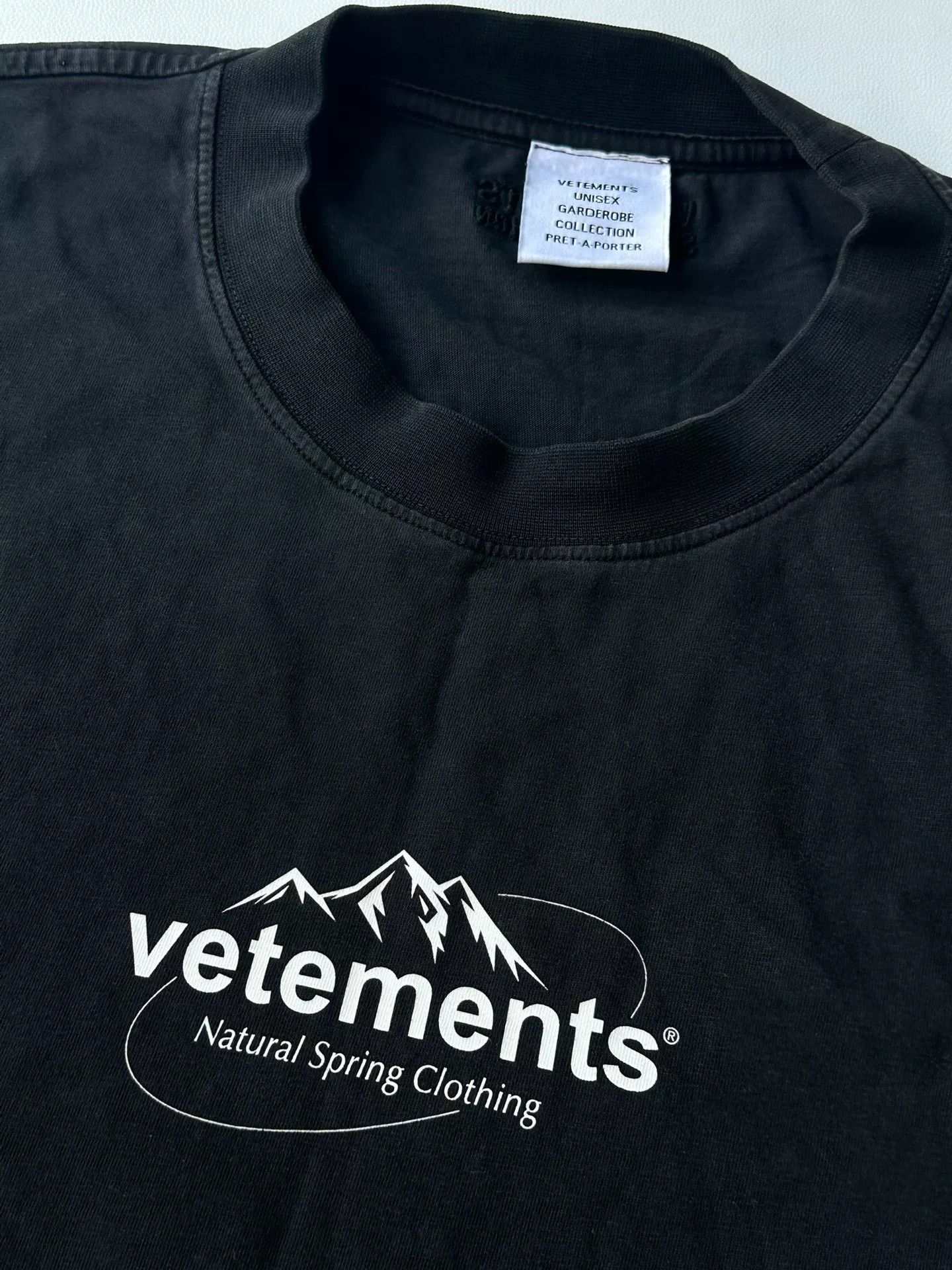 Vetements Vetements Logo Short-Sleeve T-Shirt Size US M / EU 48-50 / 2 - 2 Thumbnail