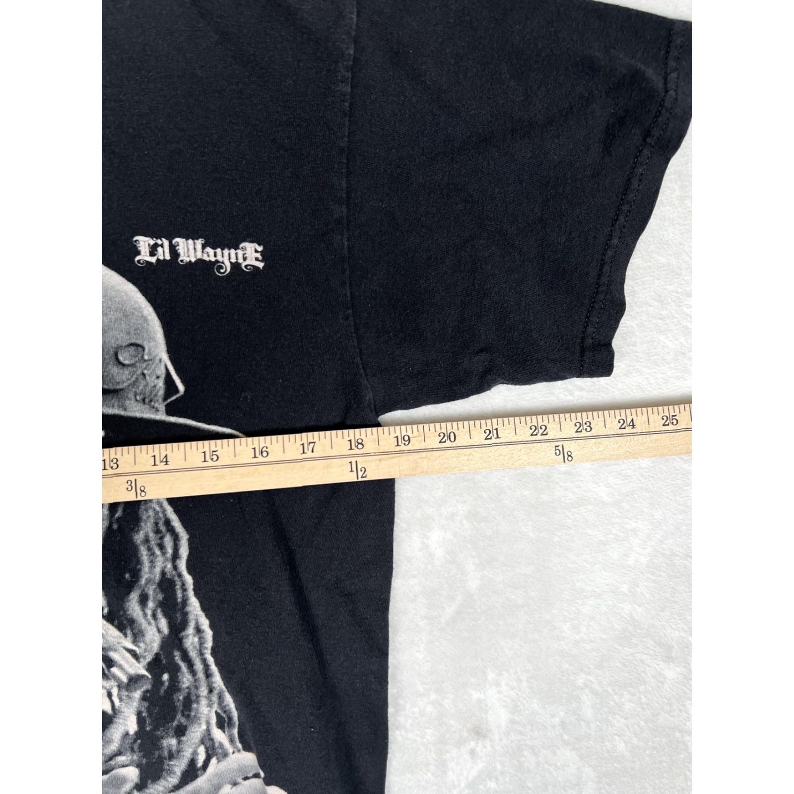 Vintage Vintage Lil Wayne T-Shirt Mens Medium Black Rap Tee Hip Hop Shirt Graphic Print Crew Neck Short Sleeve Music Size US M / EU 48-50 / 2 - 5 Thumbnail