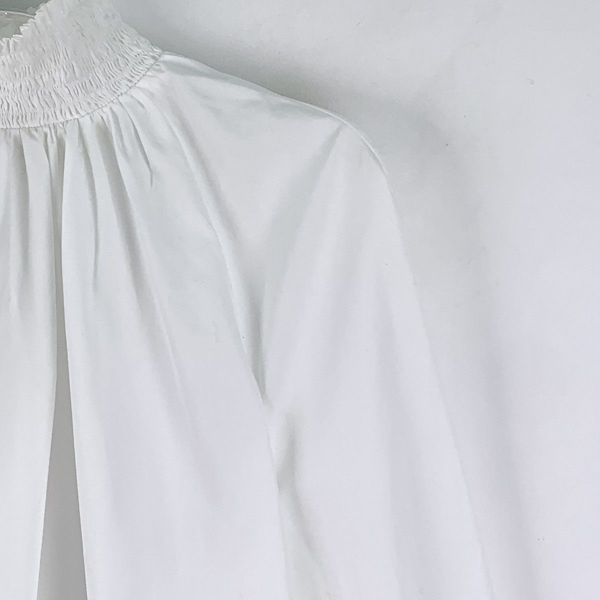Prada Prada, White Turtleneck Pleated Long Sleeve Shirt K26WX Size M / US 6-8 / IT 42-44 - 3 Thumbnail