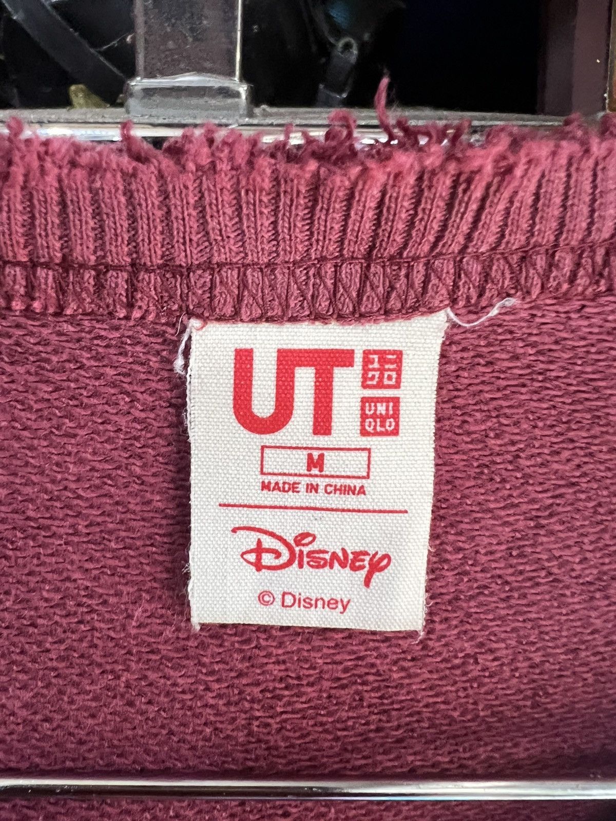 Disney 🔥Distressed Uniqlo x Disney Crewneck Sweatshirt Size US M / EU 48-50 / 2 - 13 Thumbnail