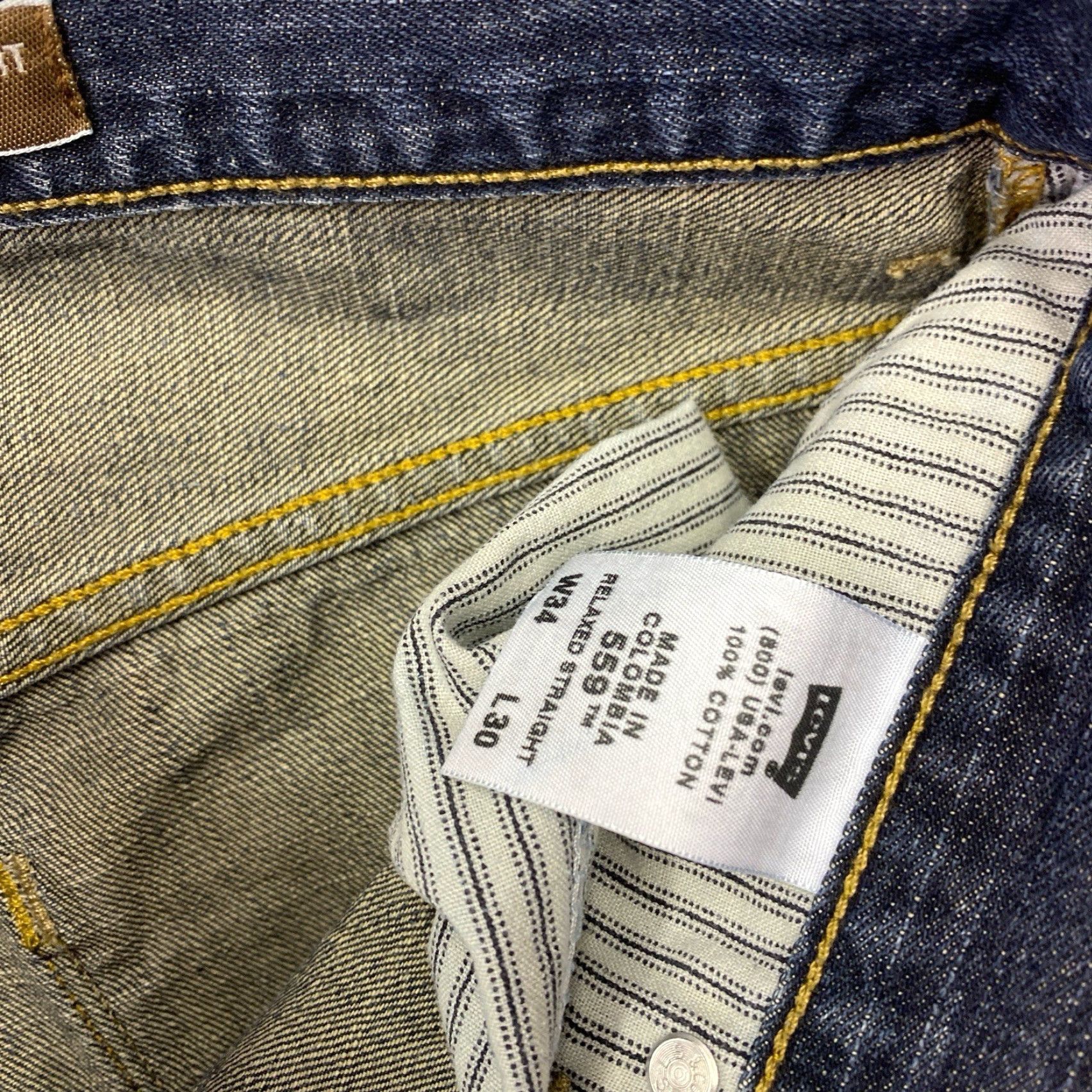 Levi's VINTAGE Levi’s 559 Jeans Mens 34x30 Blue Baggy Straight Leg Y2K Dark Wash VTG Size US 34 / EU 50 - 3 Thumbnail