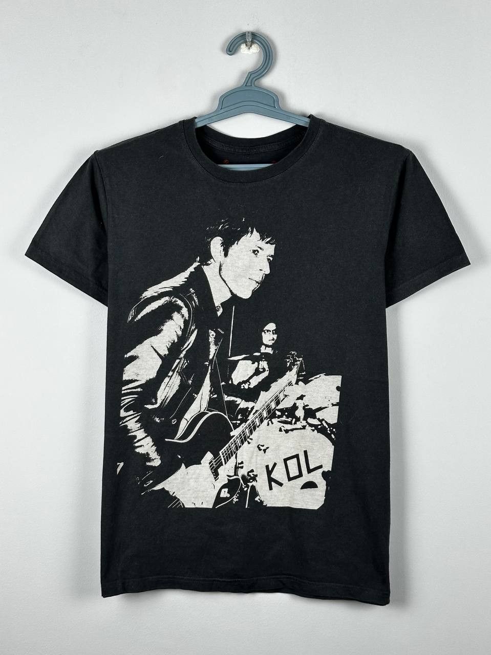 Band Tees Kings Of Leon Rock Band Faded T-shirt Size US M / EU 48-50 / 2 - 1 Thumbnail