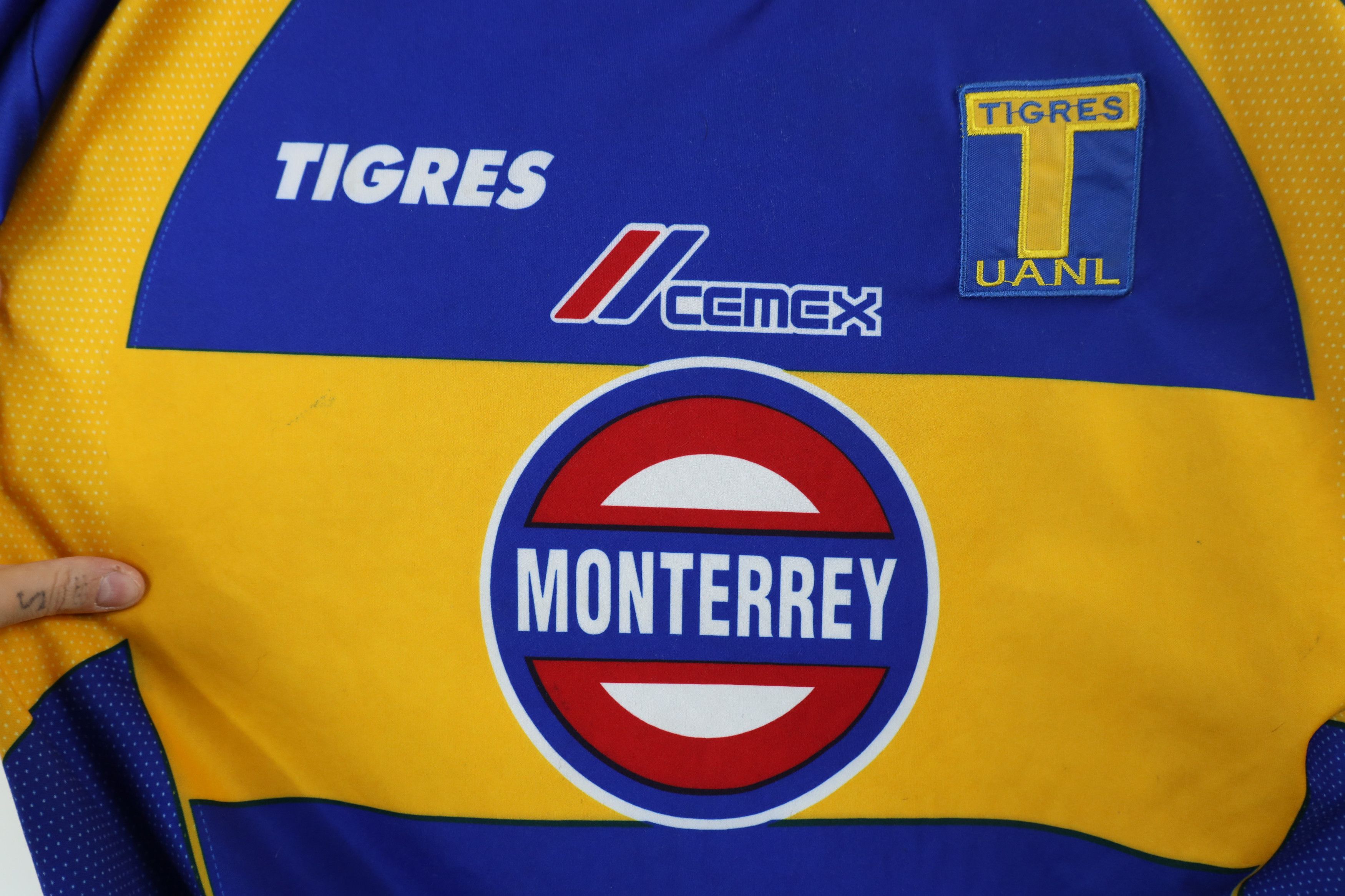 Vintage Vintage Y2K 2004 2005 Liga Tigres UANL Soccer Futbol Jersey Size US XL / EU 56 / 4 - 5 Thumbnail