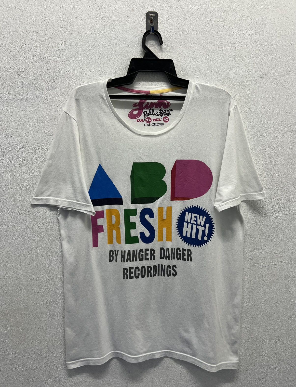 Pull & Bear PULL&BEAR FRESH BY HANGER DANGER RECORDINGS NEW HIT SHIRT Size US XL / EU 56 / 4 - 1 Thumbnail