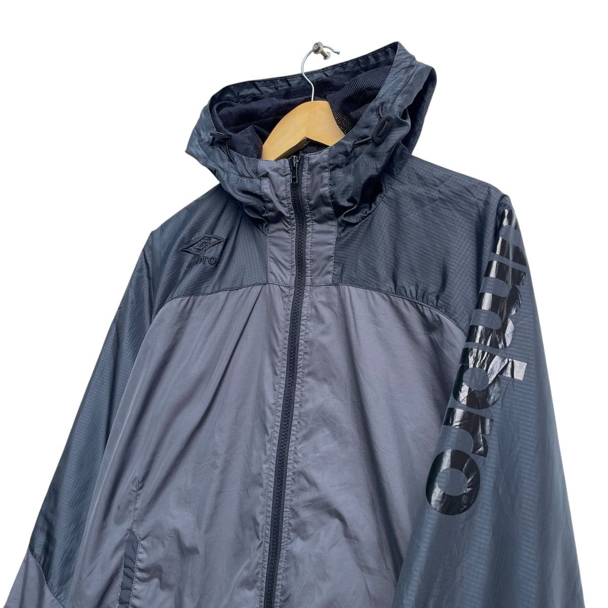 Japanese Brand Vintage Umbro Football Jacket Size US S / EU 44-46 / 1 - 3 Thumbnail