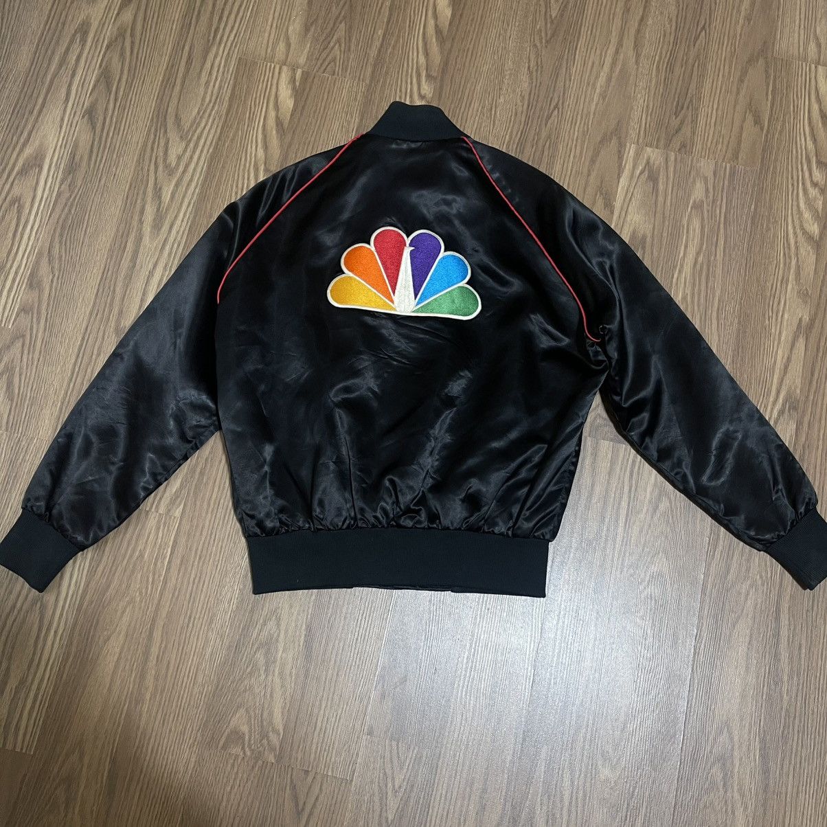 Vintage Vintage 80’s NBC Peacock Logo Jacket Satin Jacket Size US L / EU 52-54 / 3 - 6 Thumbnail